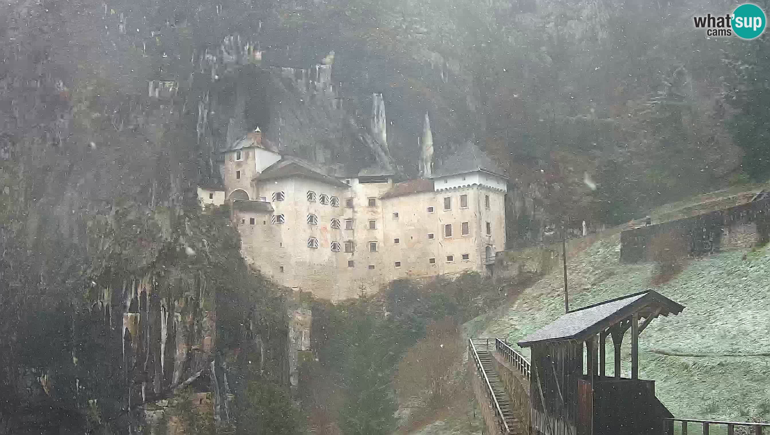 Live Webcam Castello di Predjama – Postumia – Slovenia