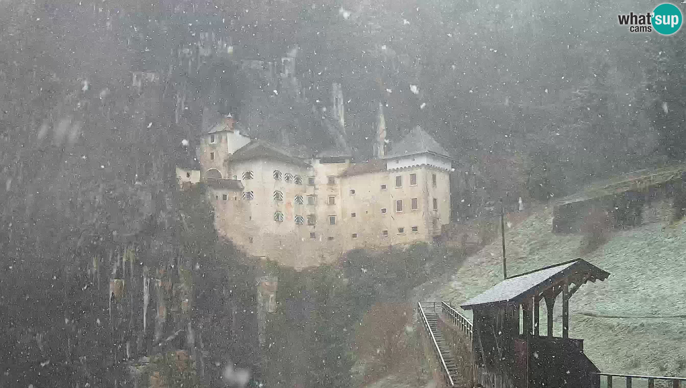 Live Webcam Castello di Predjama – Postumia – Slovenia