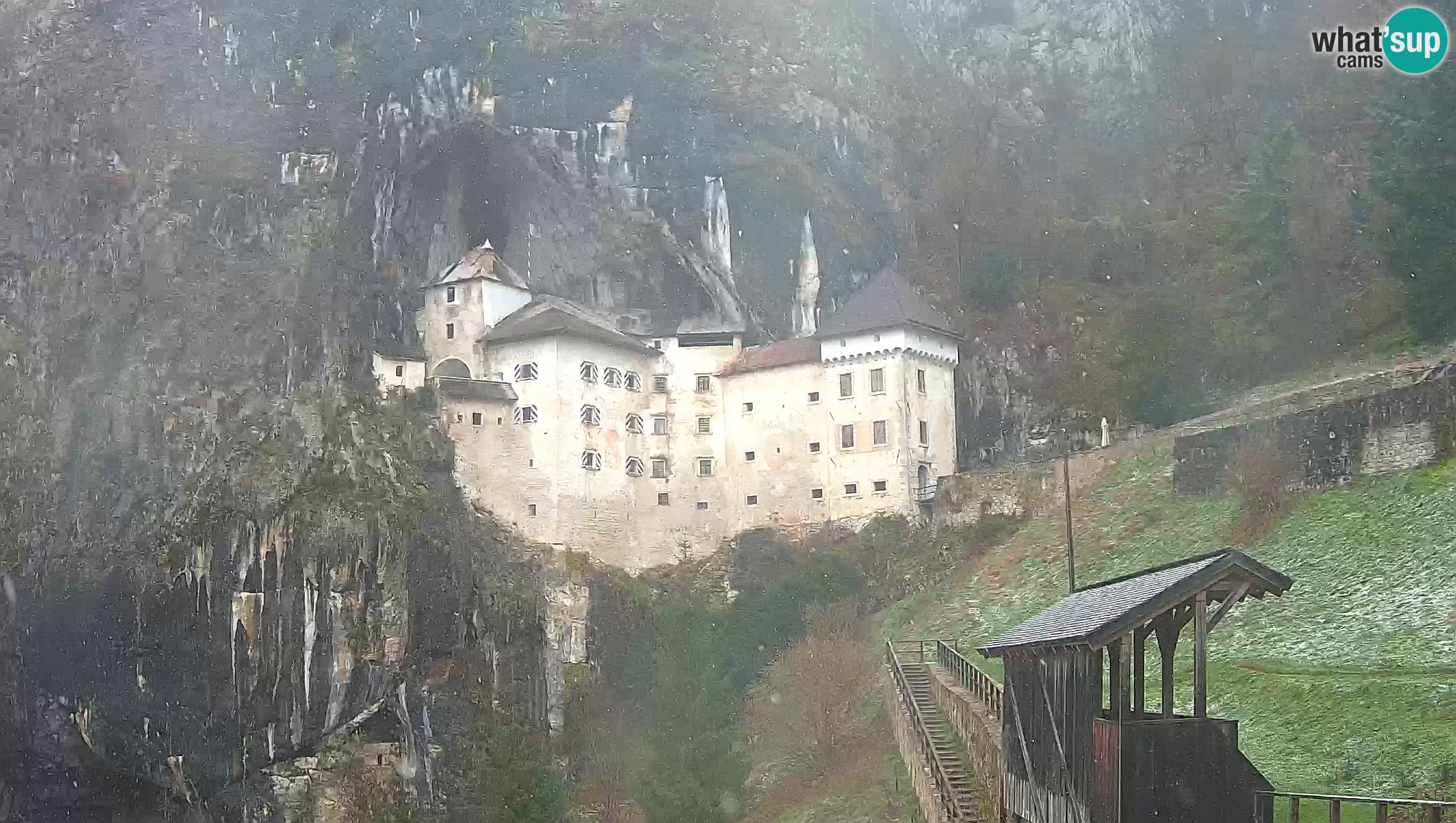 Live Webcam Castello di Predjama – Postumia – Slovenia