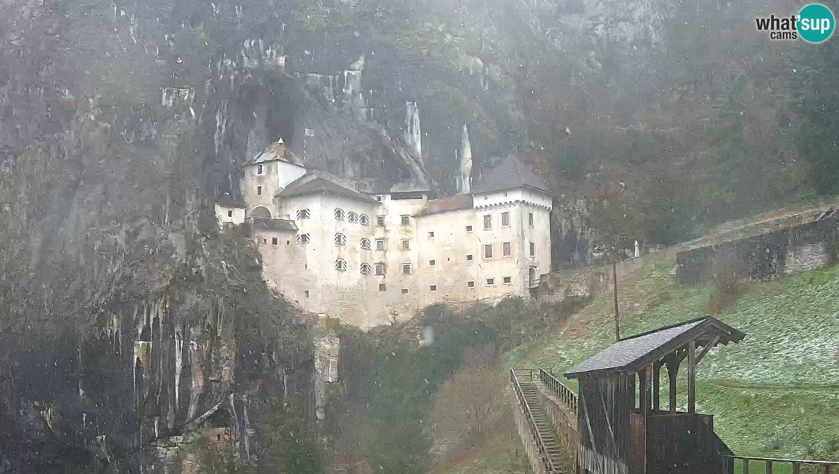 Live Webcam Castello di Predjama – Postumia – Slovenia