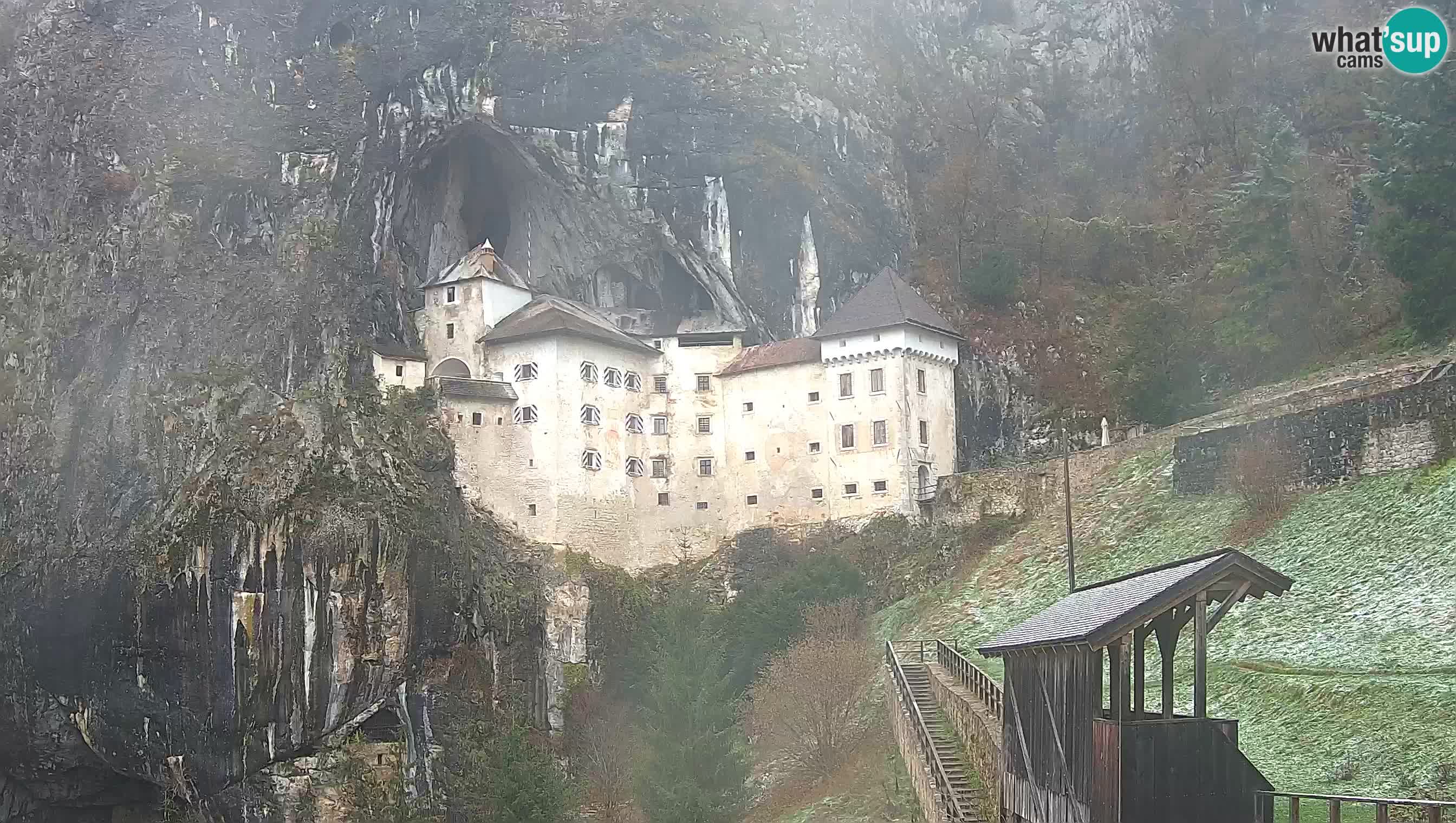 Live Webcam Castello di Predjama – Postumia – Slovenia