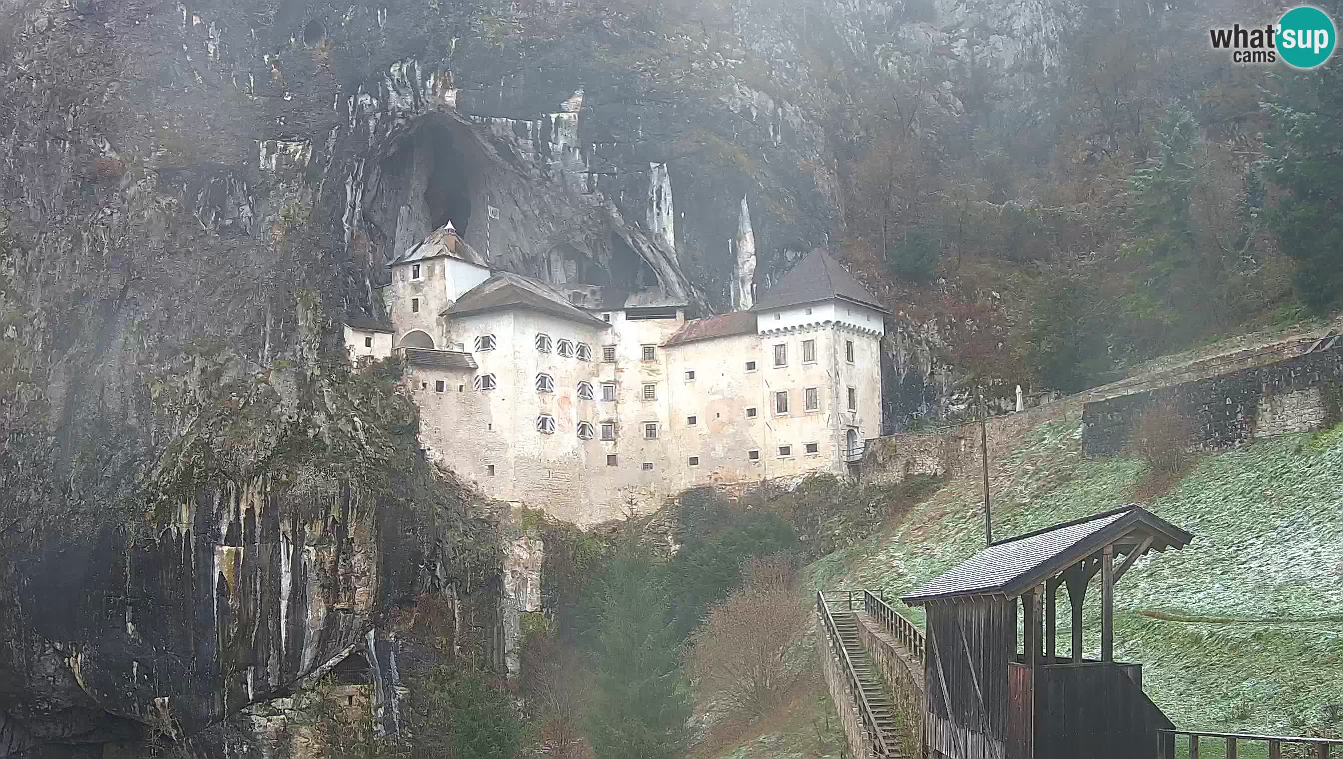 Live Webcam Castello di Predjama – Postumia – Slovenia