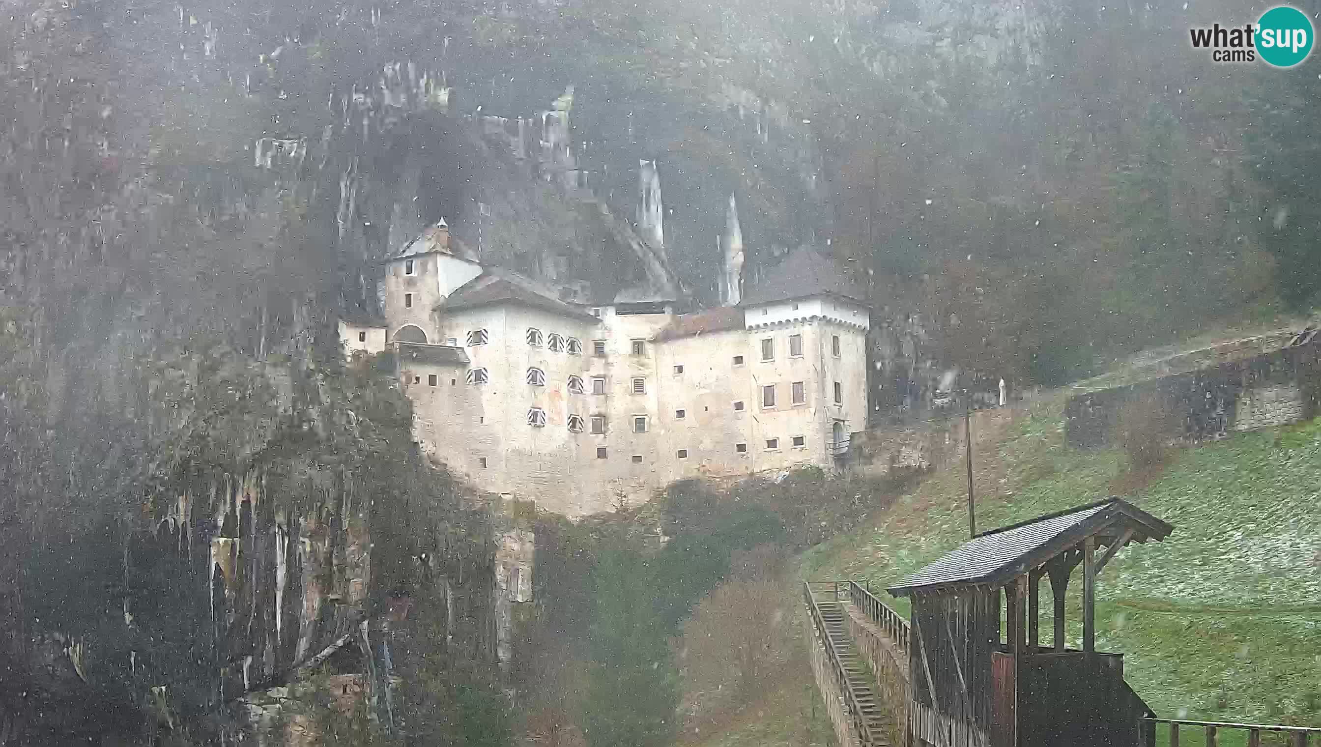 Camera en vivo Castillo de Predjama – Postojna – Eslovenia