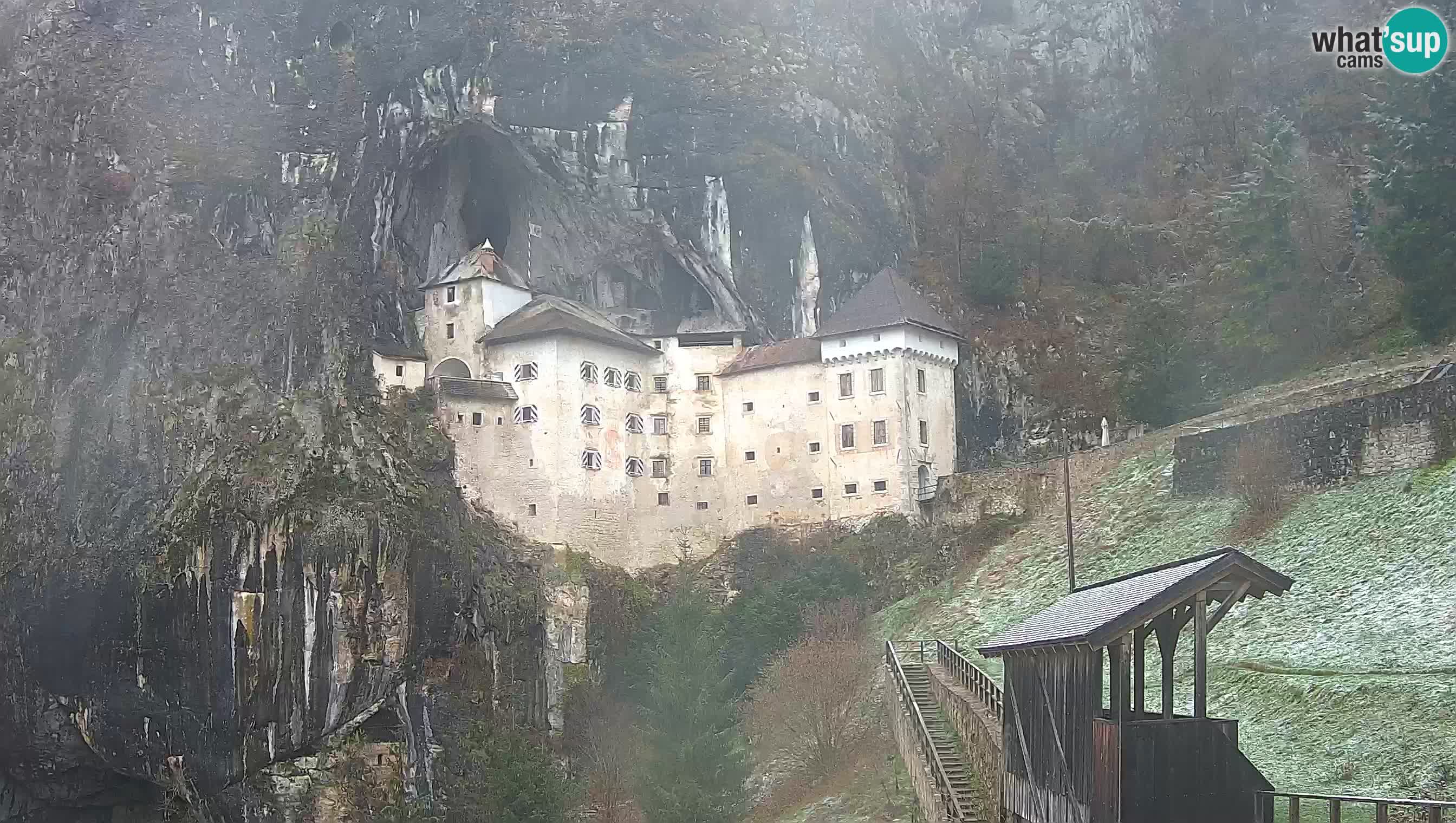 Live Webcam Castello di Predjama – Postumia – Slovenia