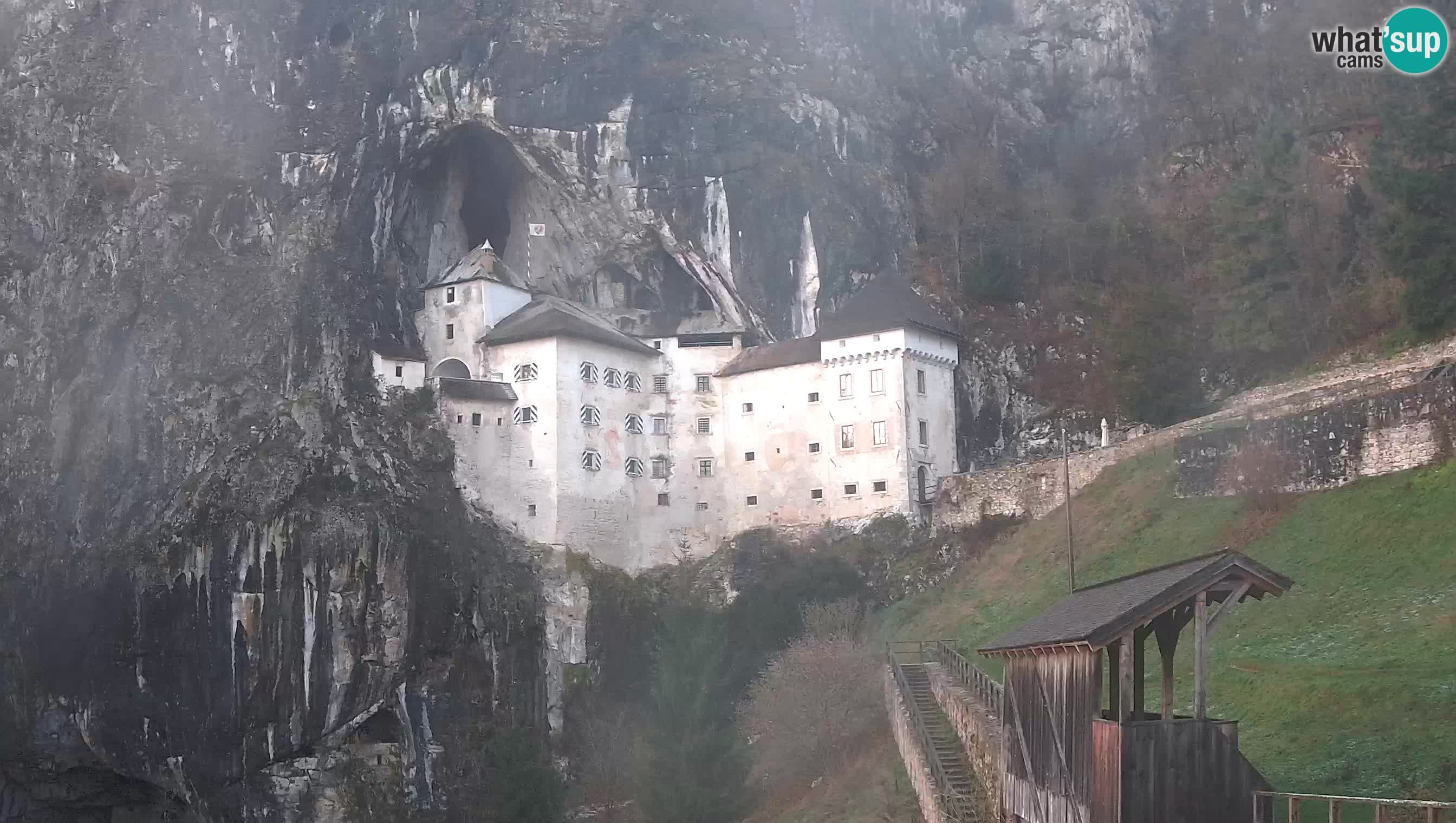 Live Webcam Castello di Predjama – Postumia – Slovenia