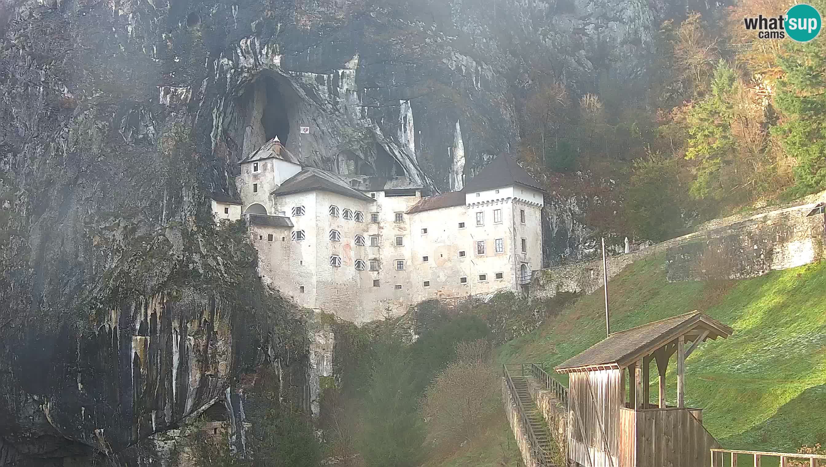 Camera en vivo Castillo de Predjama – Postojna – Eslovenia