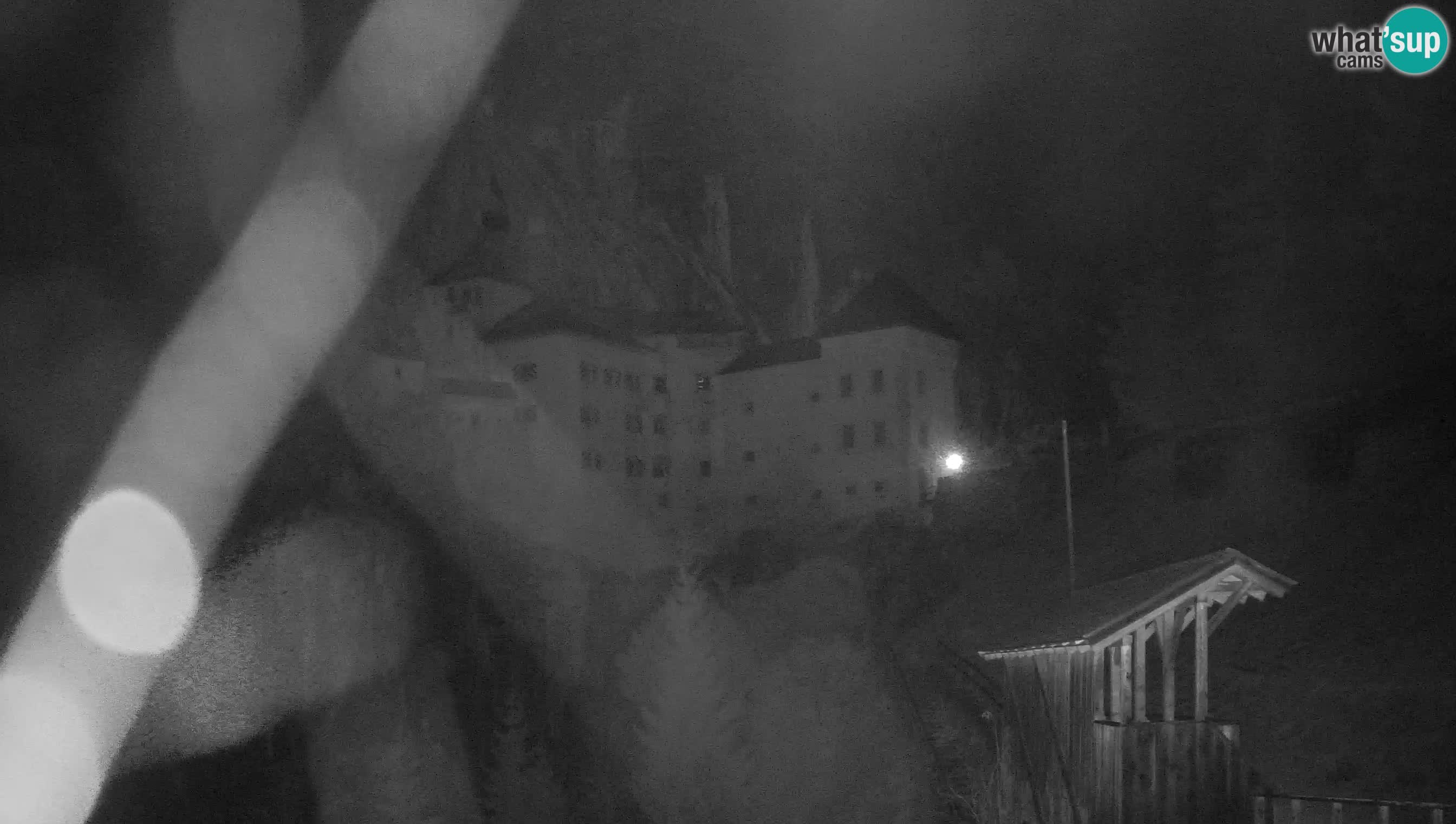 Live Webcam Höhlenburg Predjama – Postojna – Slowenien