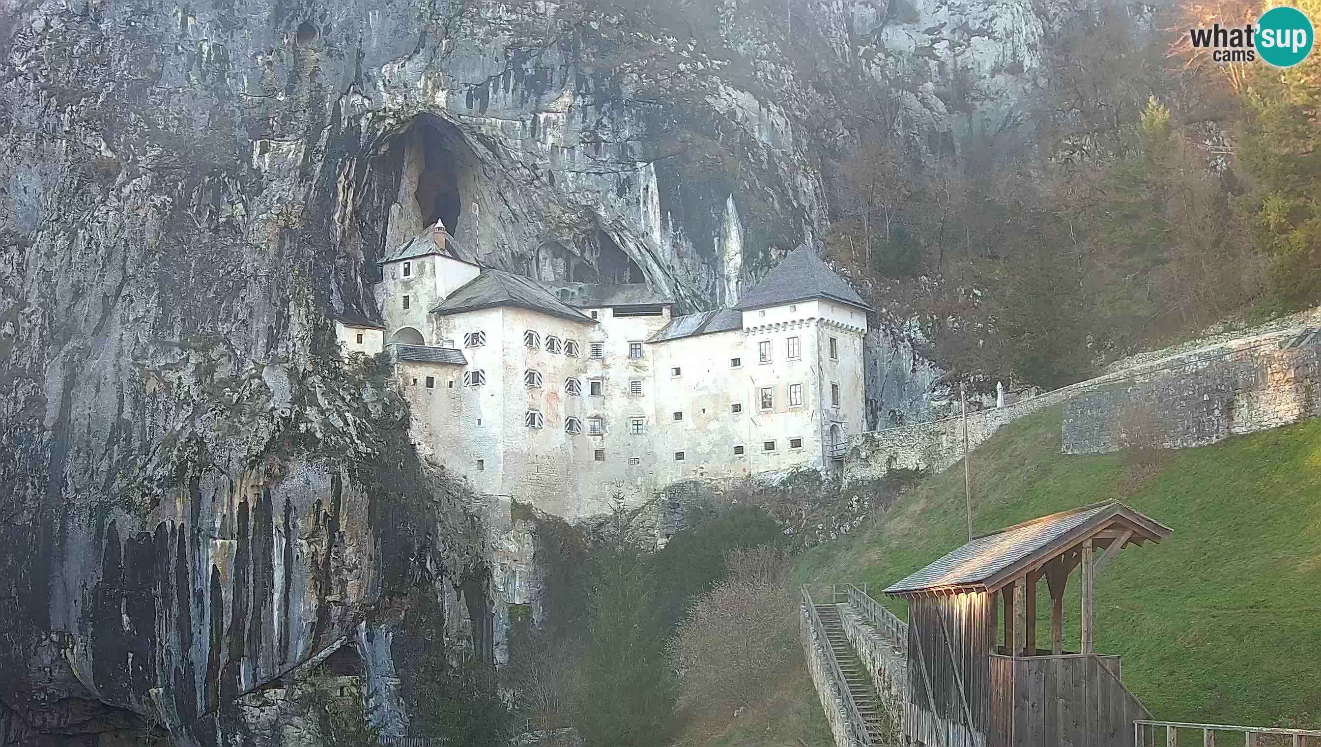 Camera en vivo Castillo de Predjama – Postojna – Eslovenia