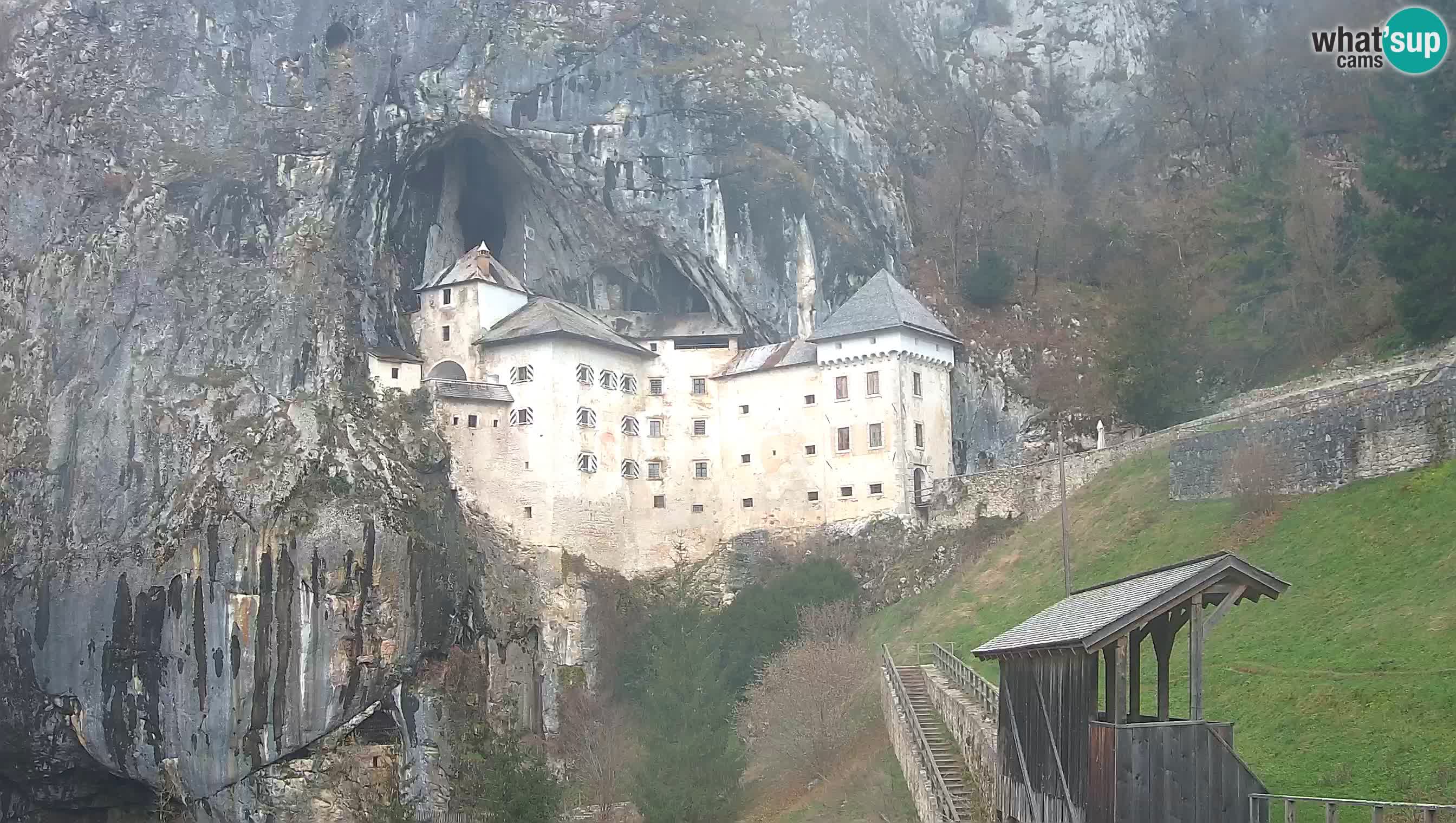 Camera en vivo Castillo de Predjama – Postojna – Eslovenia