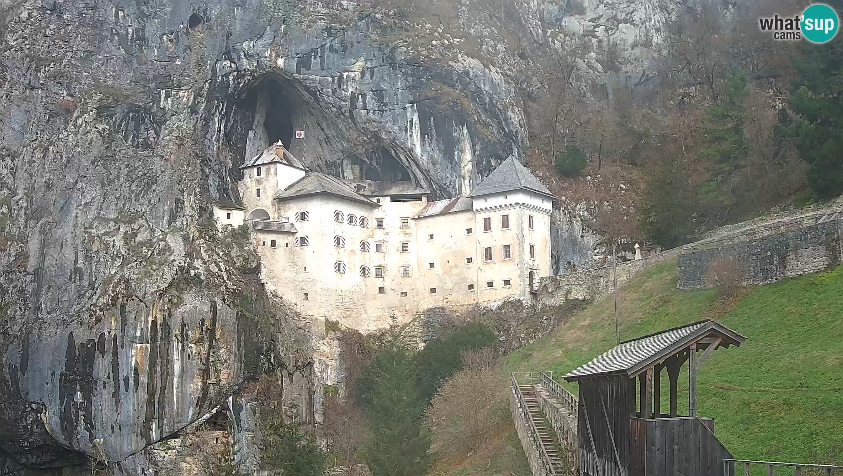 Camera en vivo Castillo de Predjama – Postojna – Eslovenia