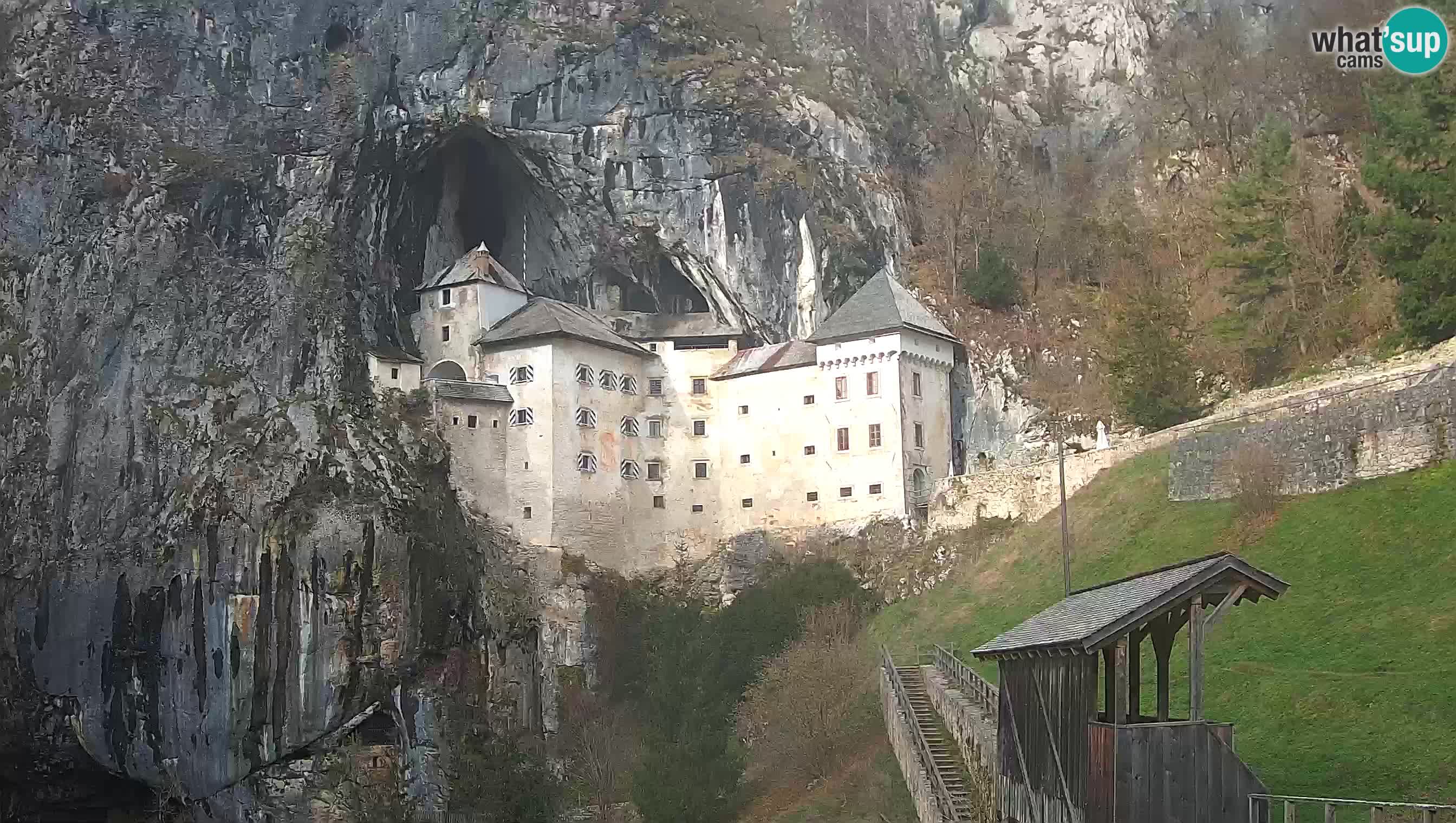 Live Webcam Castello di Predjama – Postumia – Slovenia