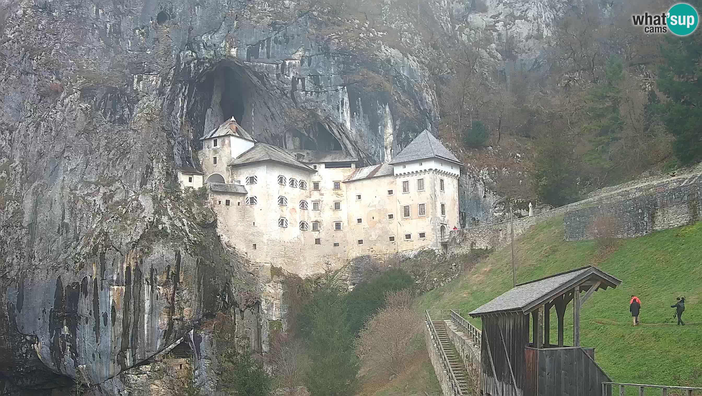 Camera en vivo Castillo de Predjama – Postojna – Eslovenia