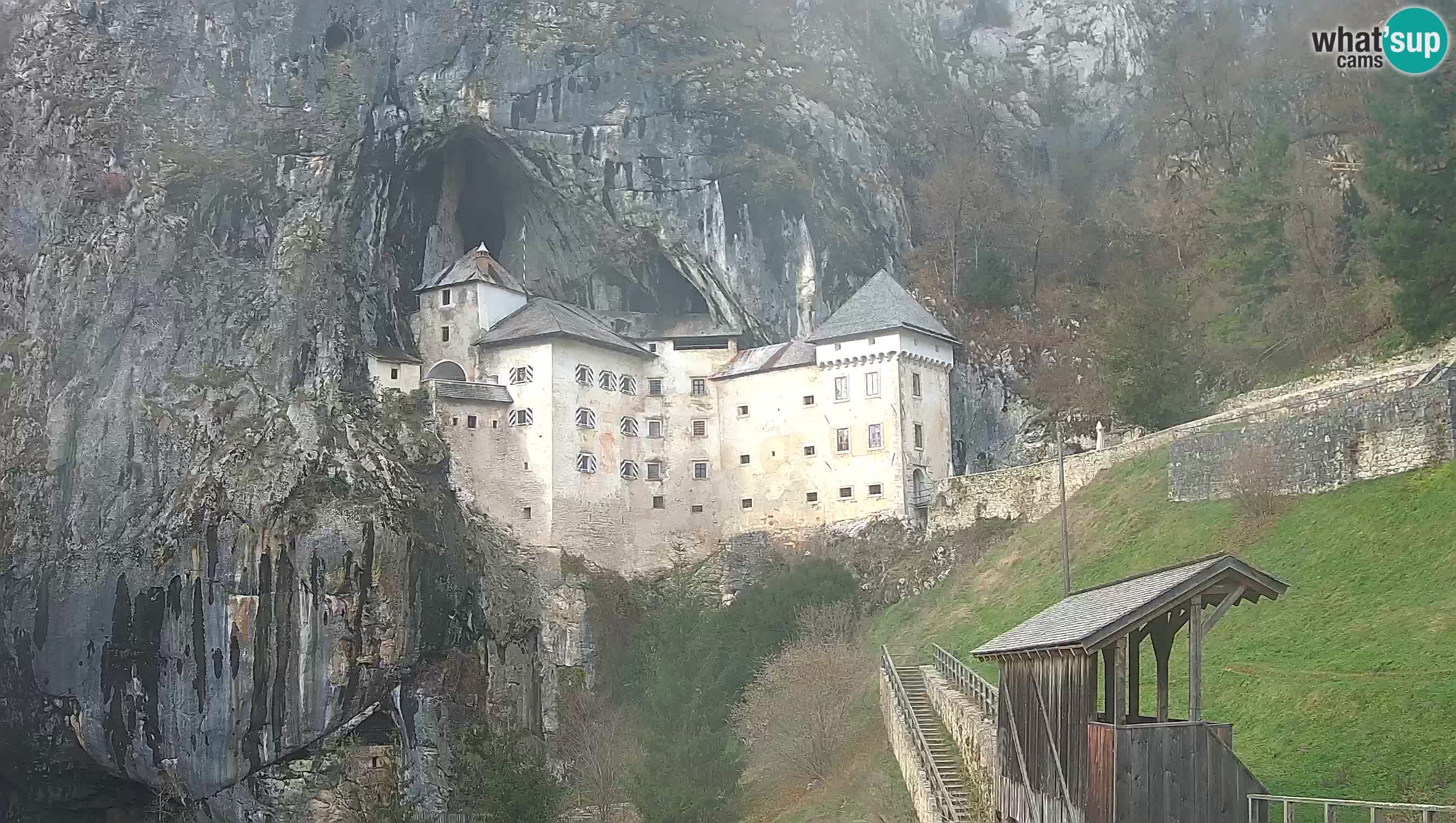 Camera en vivo Castillo de Predjama – Postojna – Eslovenia