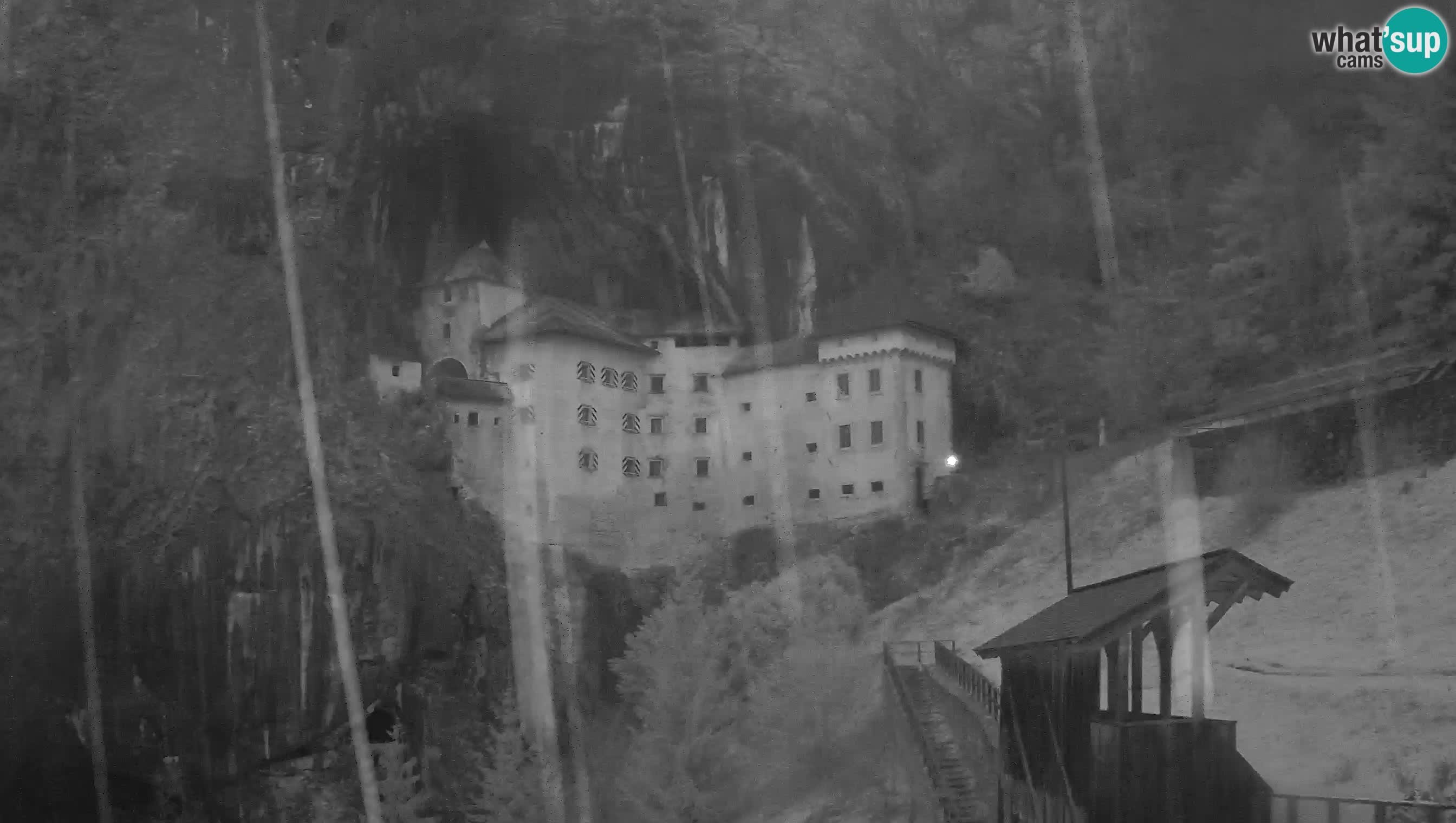 Live Webcam Castello di Predjama – Postumia – Slovenia