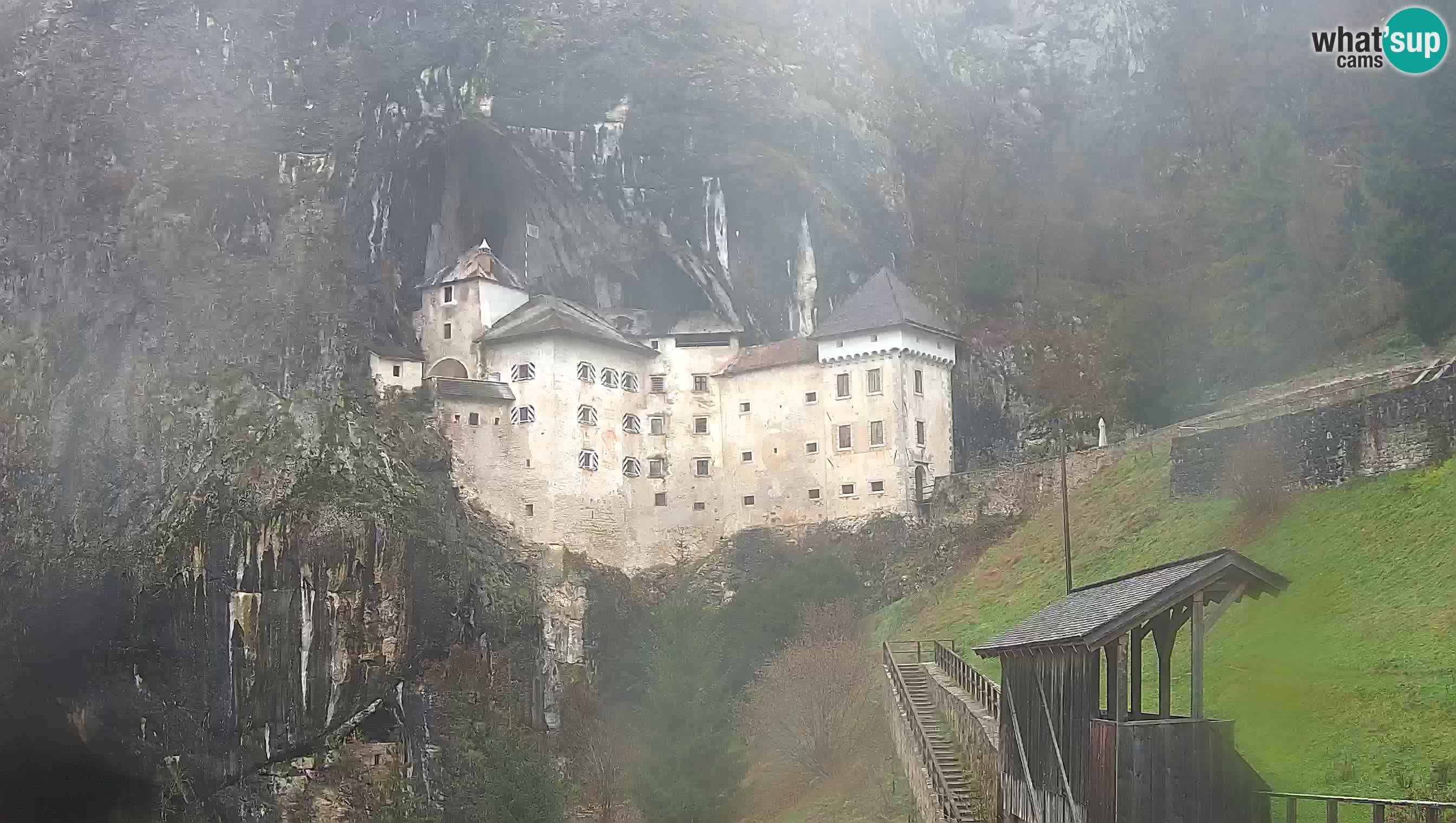 Live Webcam Castello di Predjama – Postumia – Slovenia