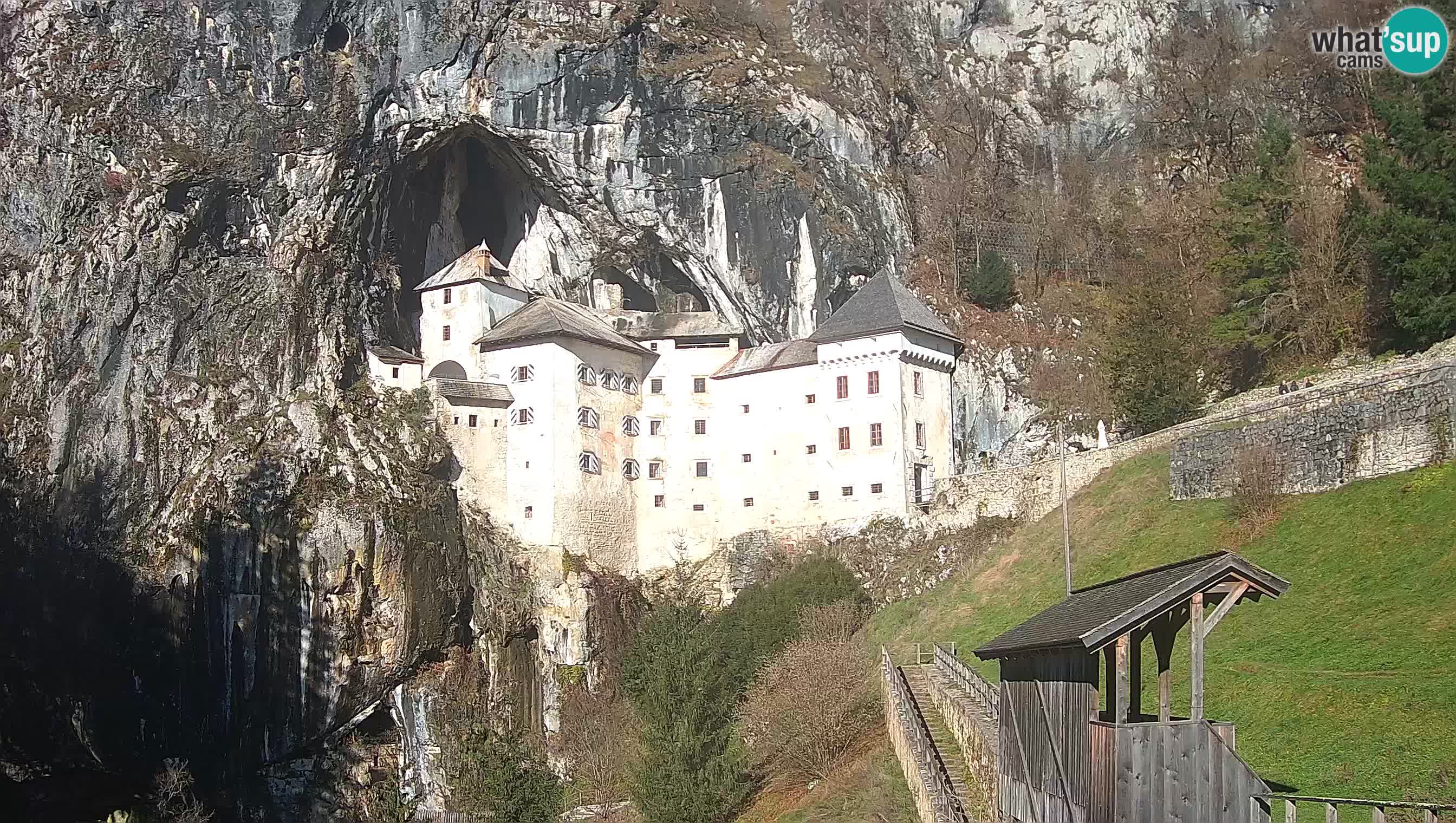 Live Webcam Castello di Predjama – Postumia – Slovenia