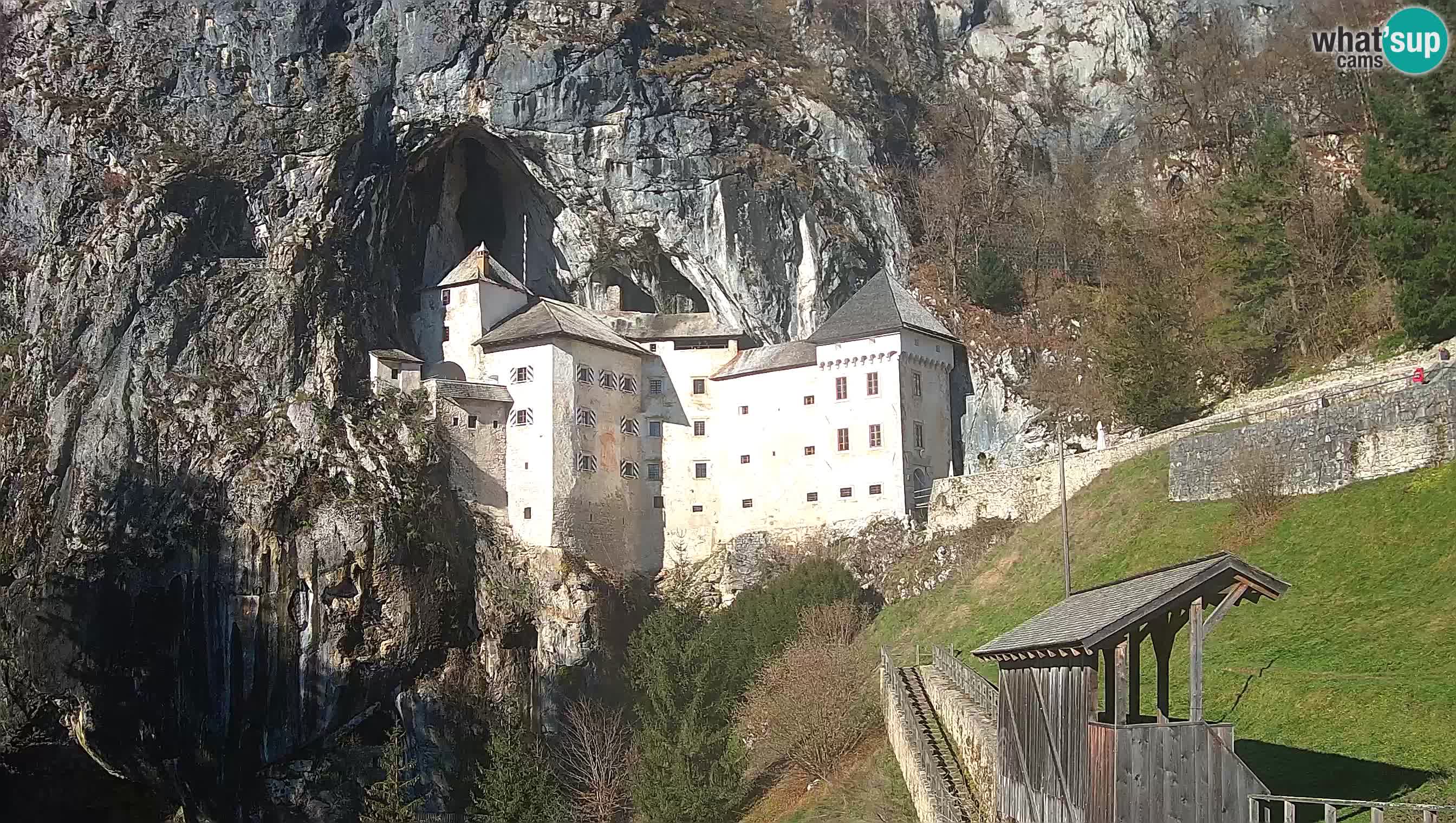 Live Webcam Castello di Predjama – Postumia – Slovenia