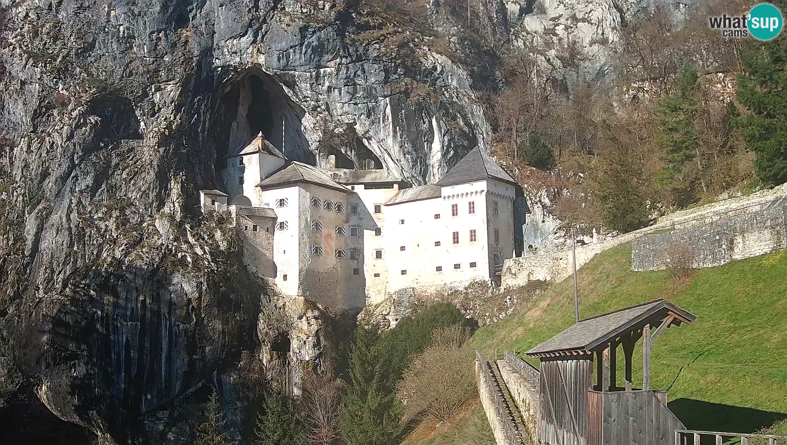 Camera en vivo Castillo de Predjama – Postojna – Eslovenia