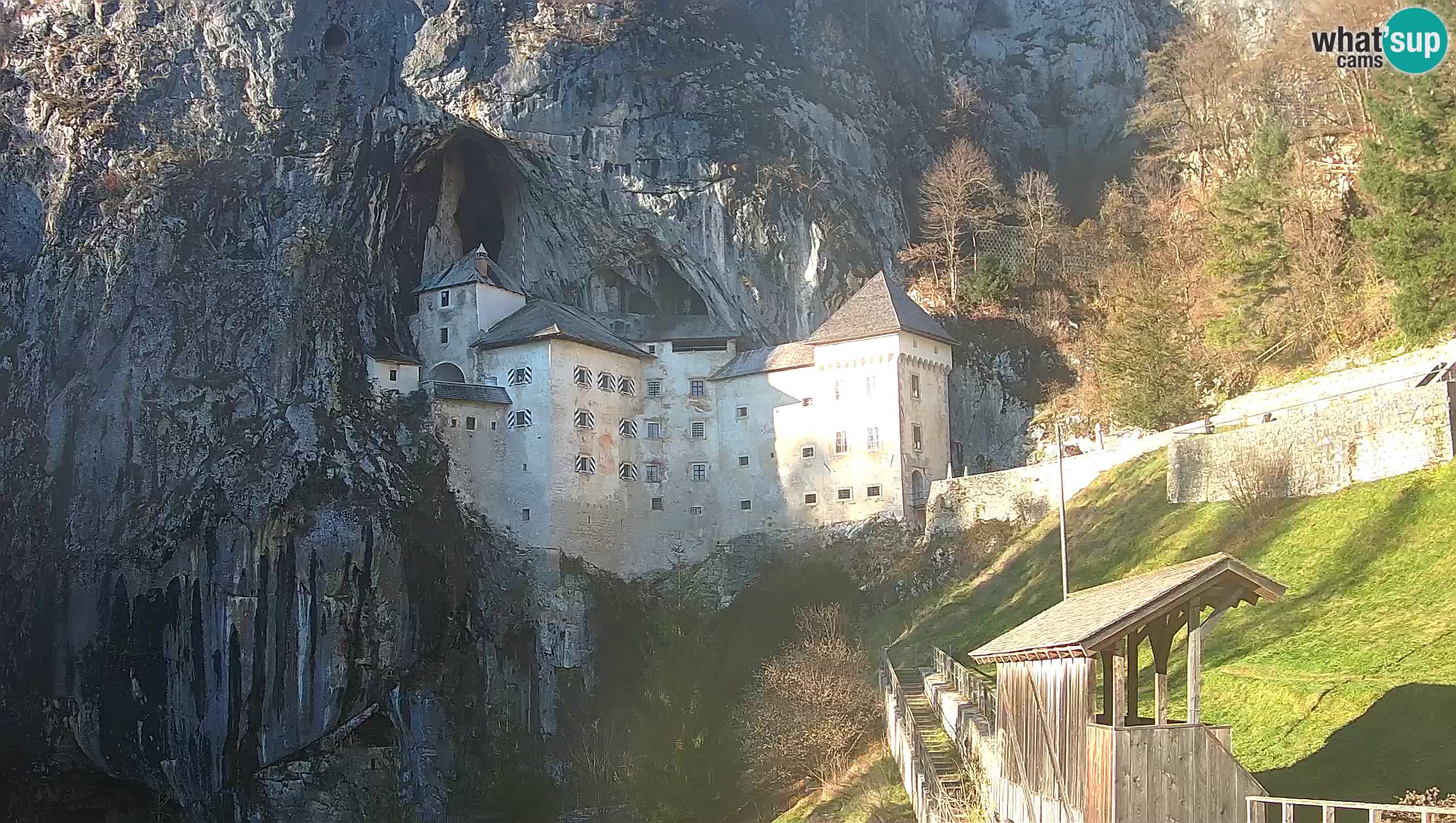 Camera en vivo Castillo de Predjama – Postojna – Eslovenia