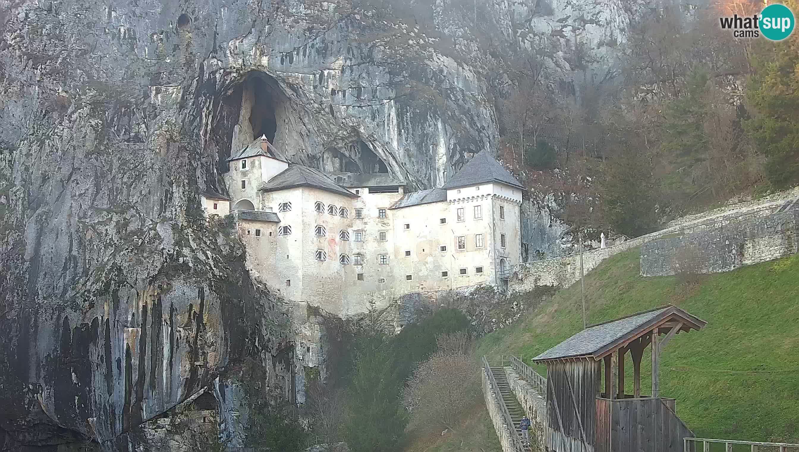 Camera en vivo Castillo de Predjama – Postojna – Eslovenia