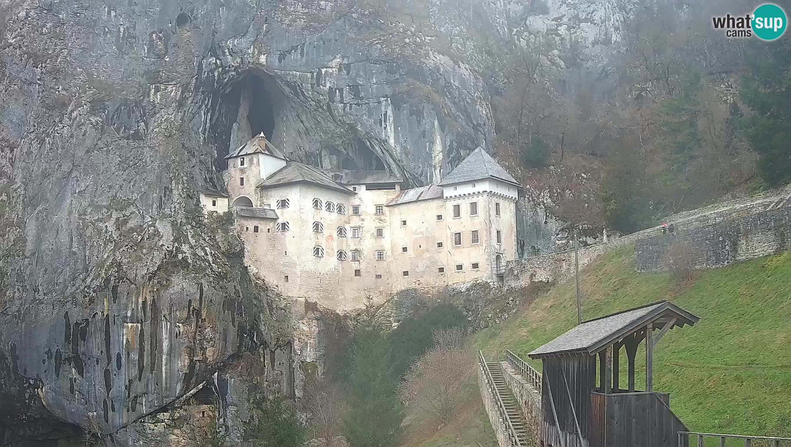 Live Webcam Castello di Predjama – Postumia – Slovenia