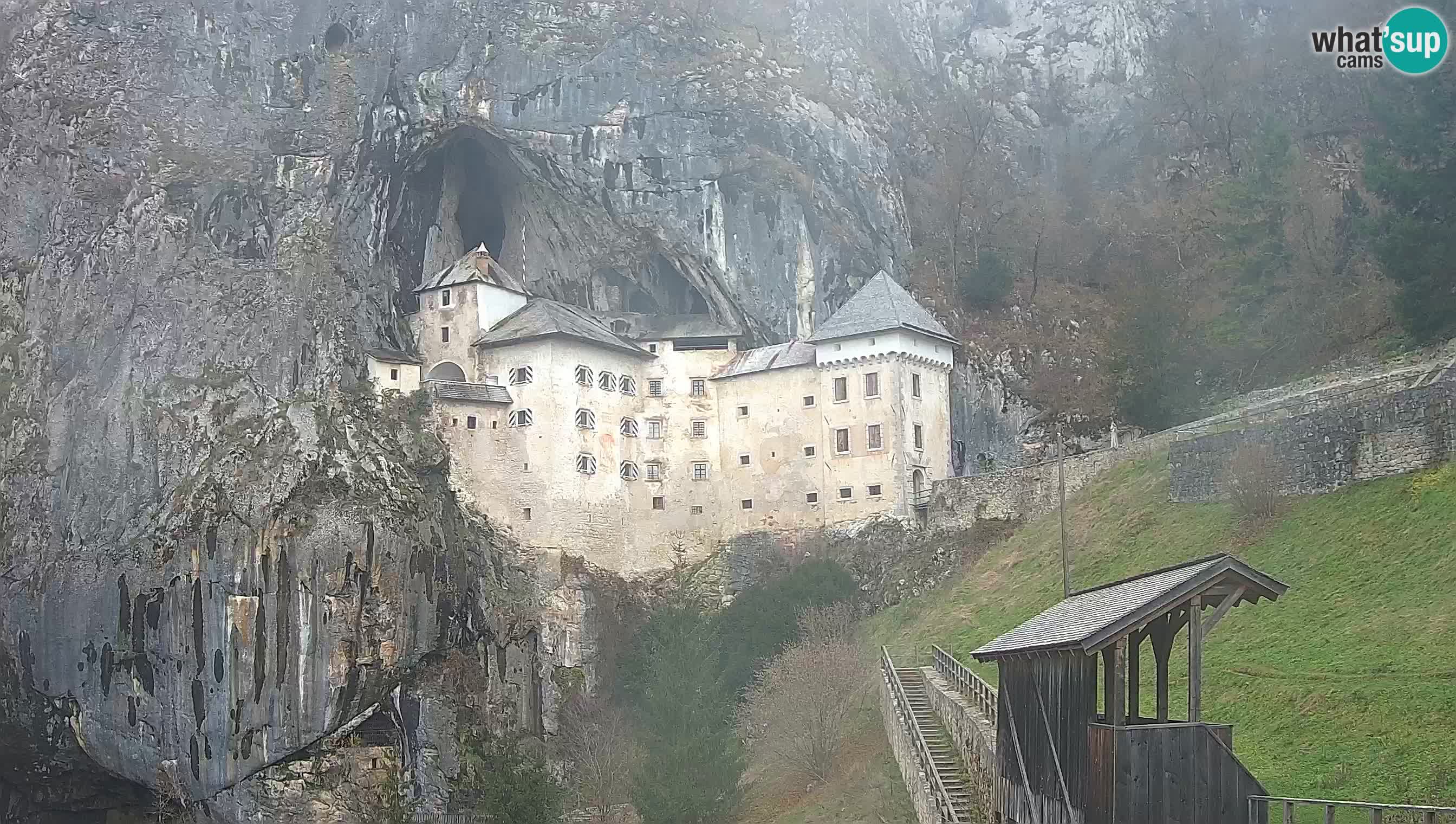 Höhlenburg Lueg