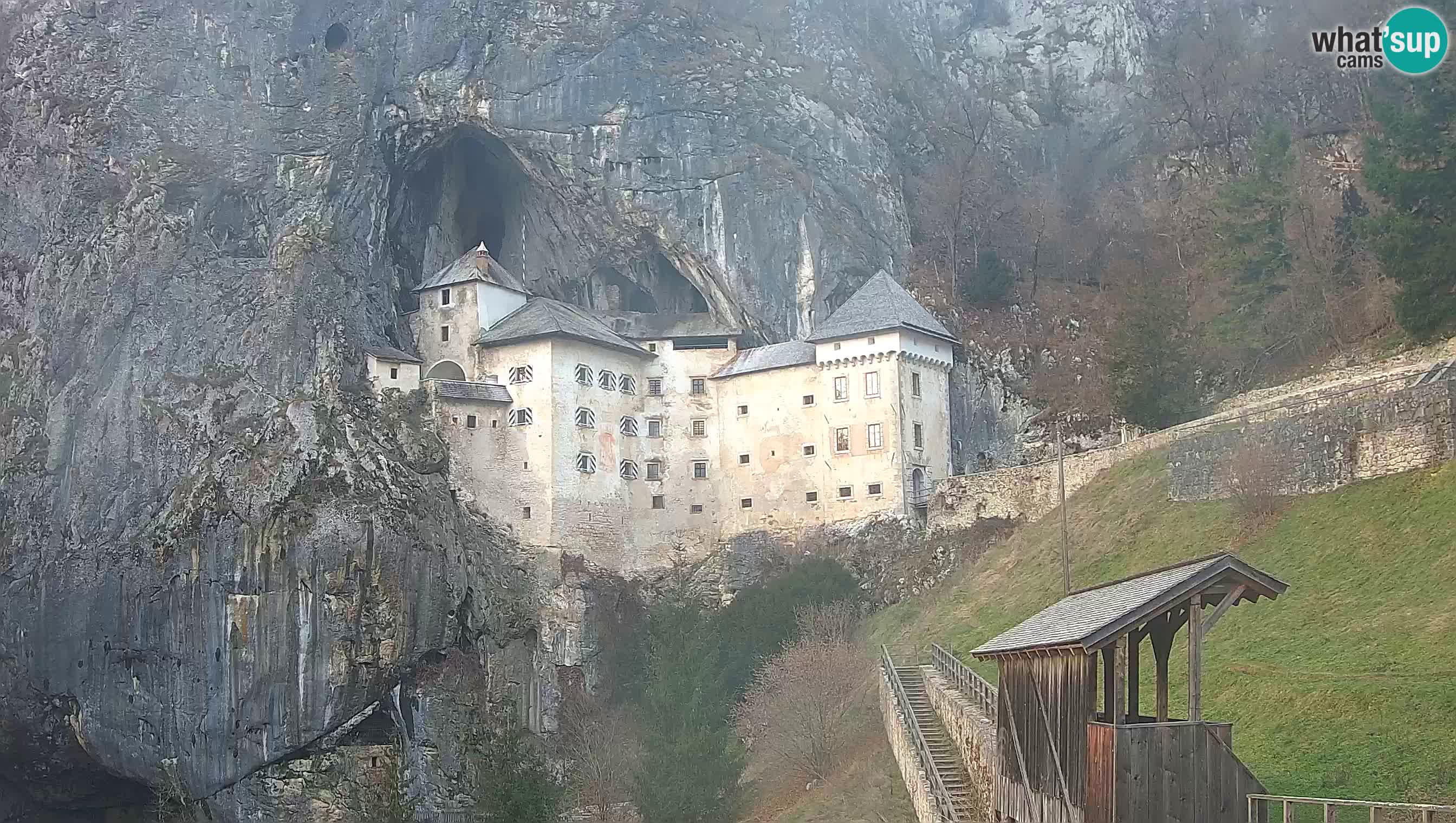 Camera en vivo Castillo de Predjama – Postojna – Eslovenia