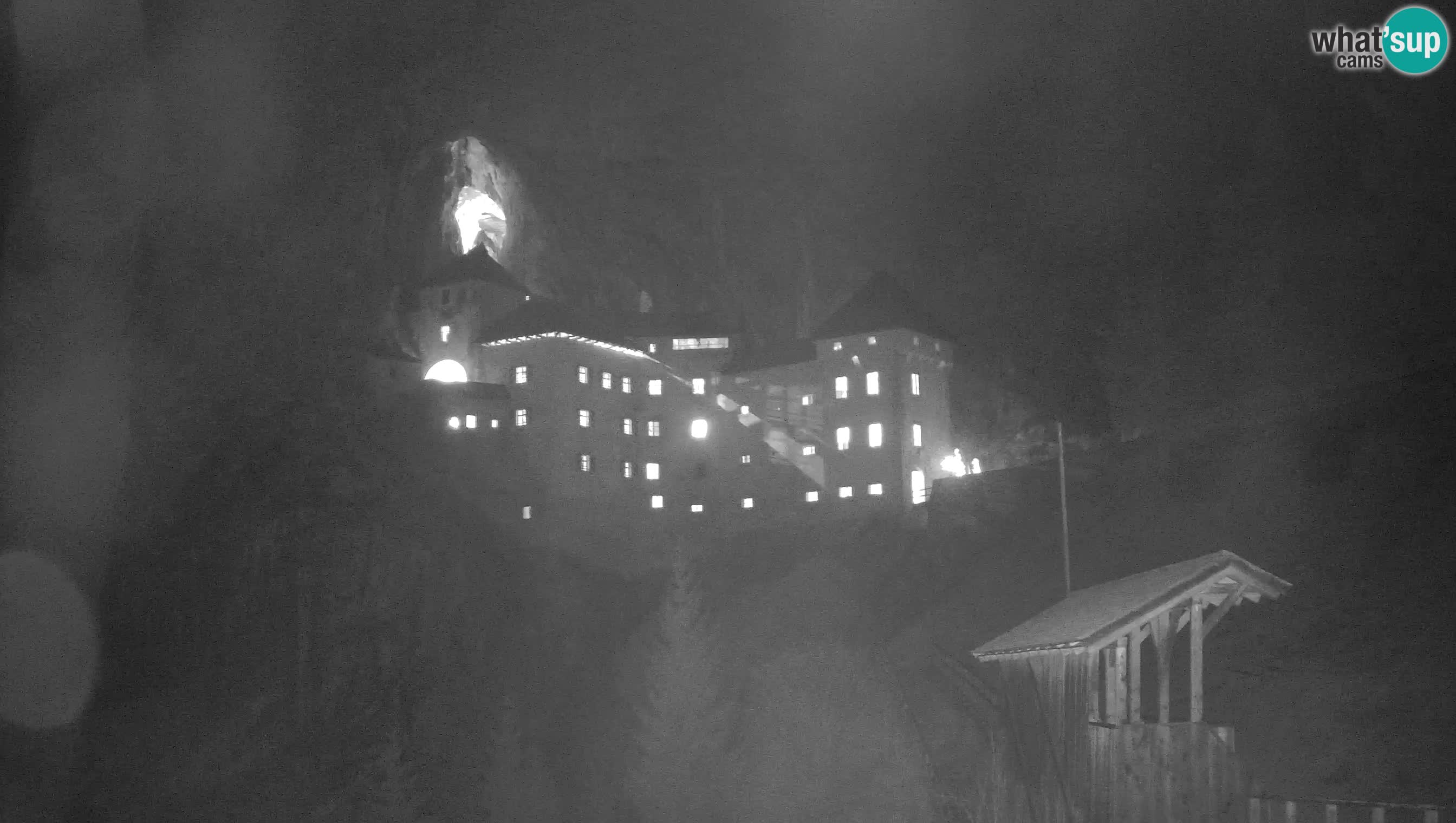 Live Webcam Höhlenburg Predjama – Postojna – Slowenien