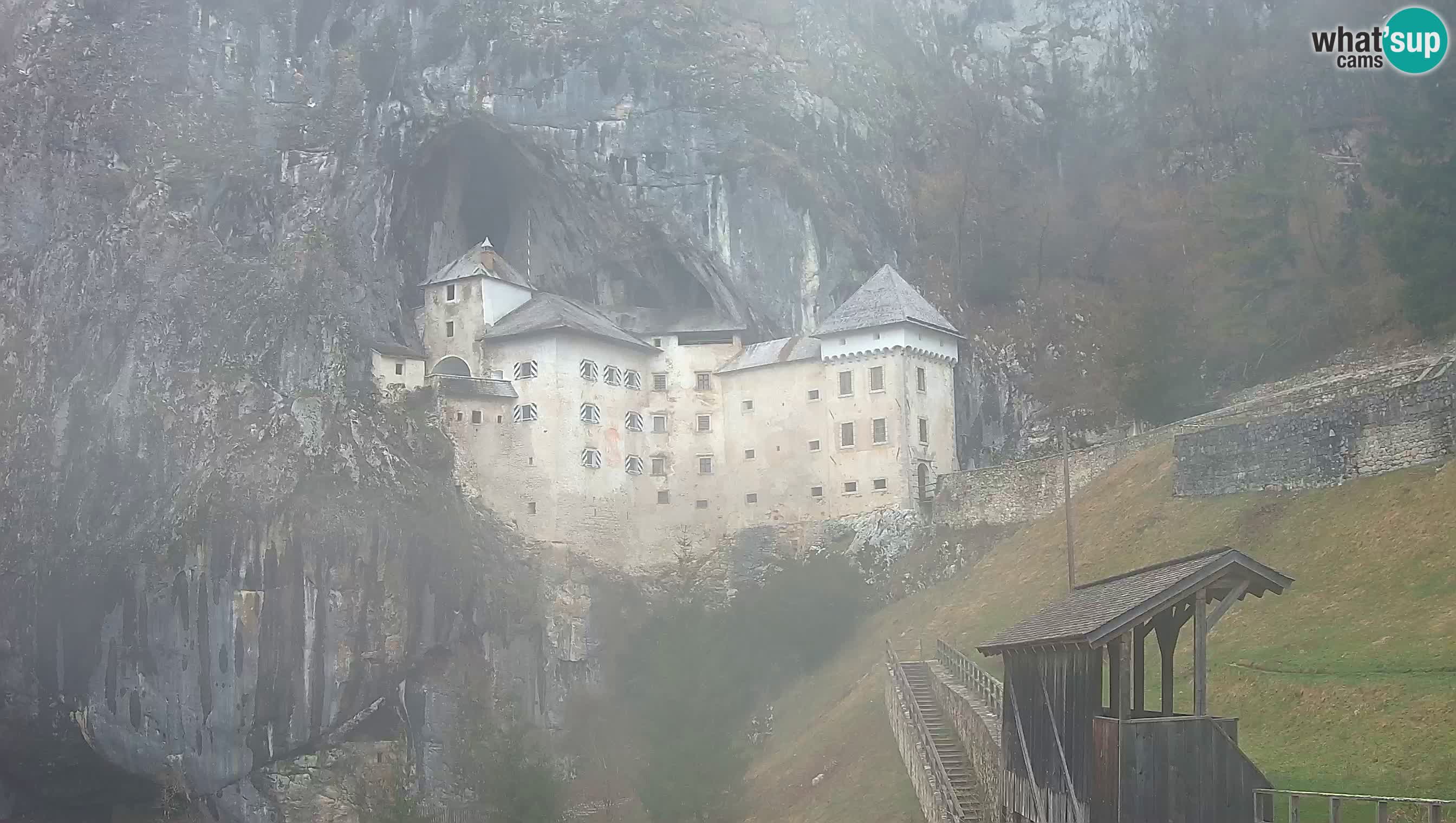 Live Webcam Castello di Predjama – Postumia – Slovenia