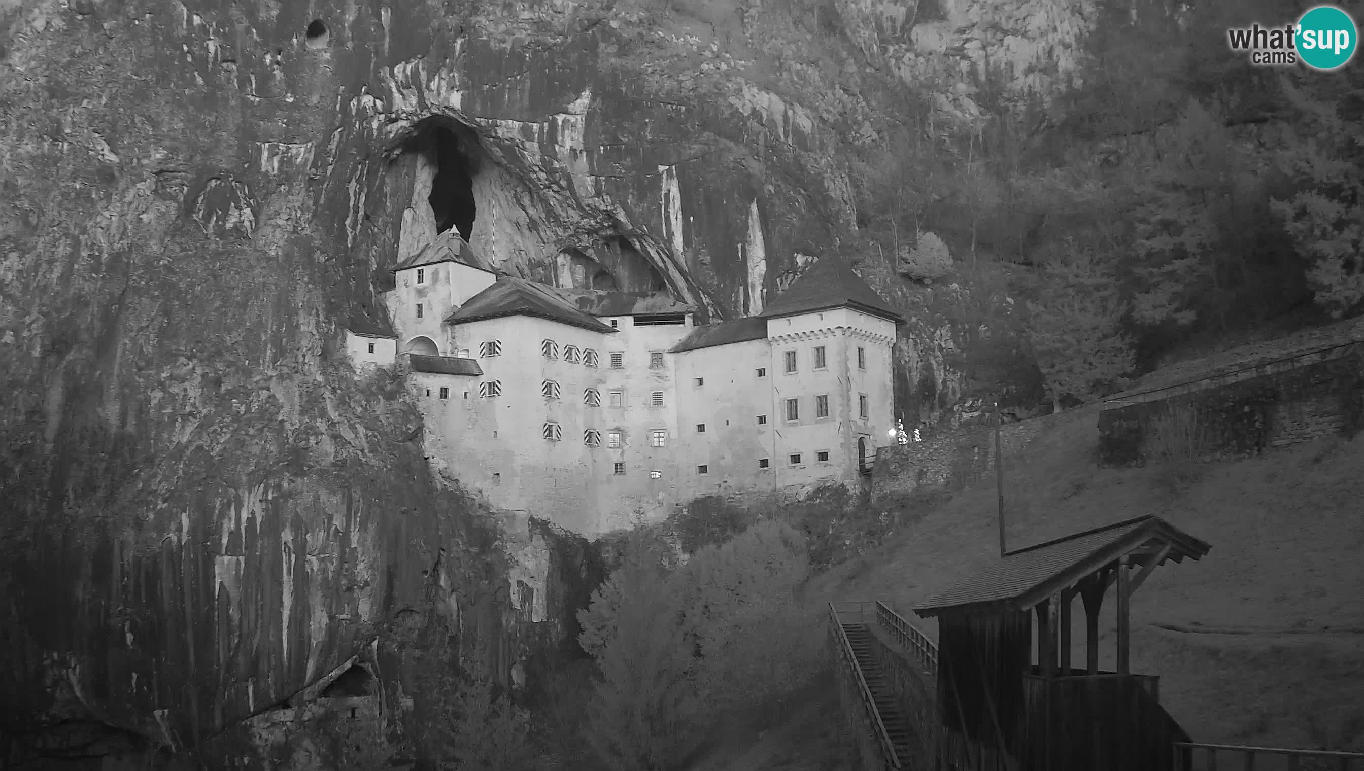 Live Webcam Predjamski grad – Predjama Castle – Postojna – Slovenia