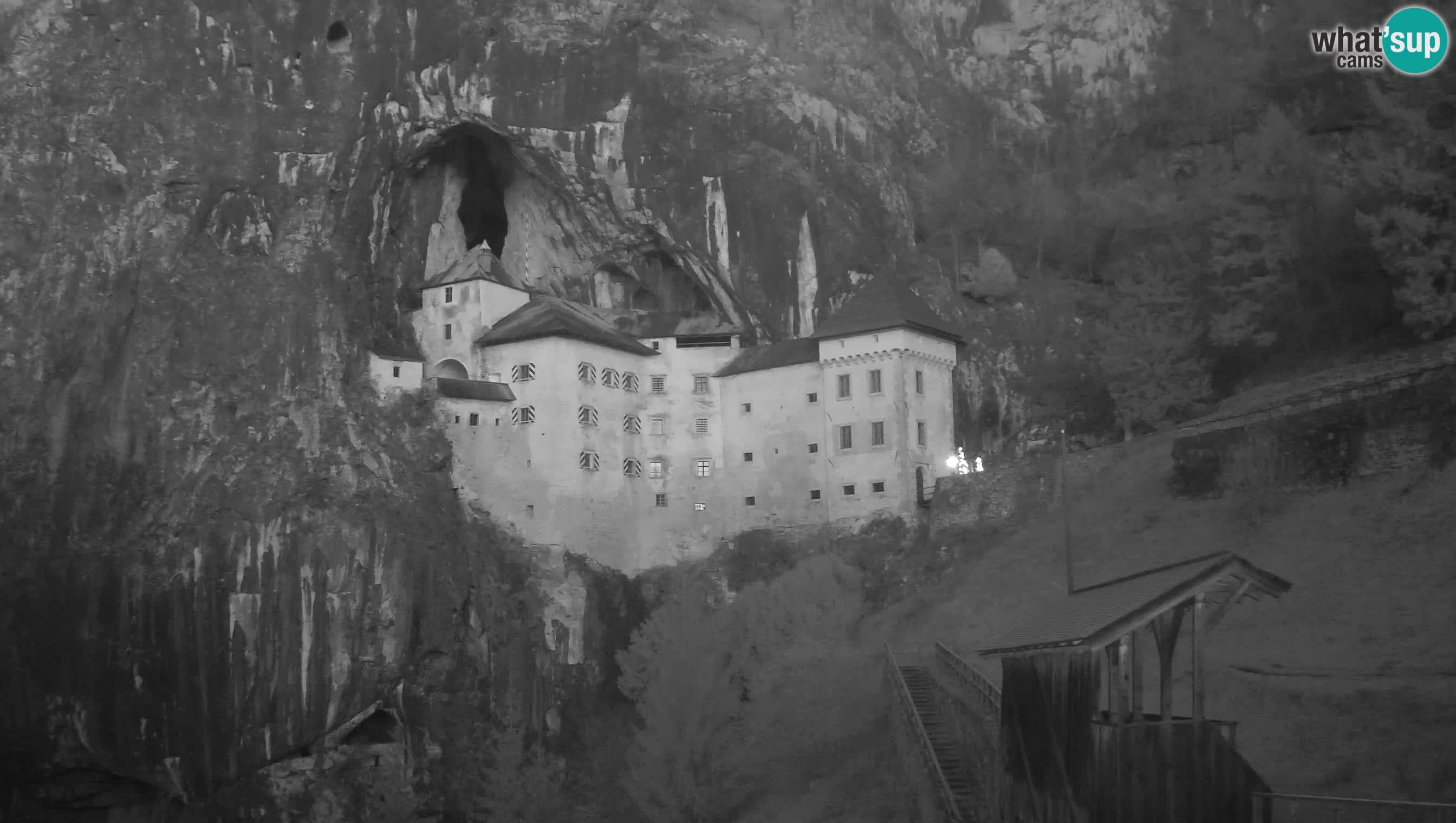 Live Webcam Castello di Predjama – Postumia – Slovenia