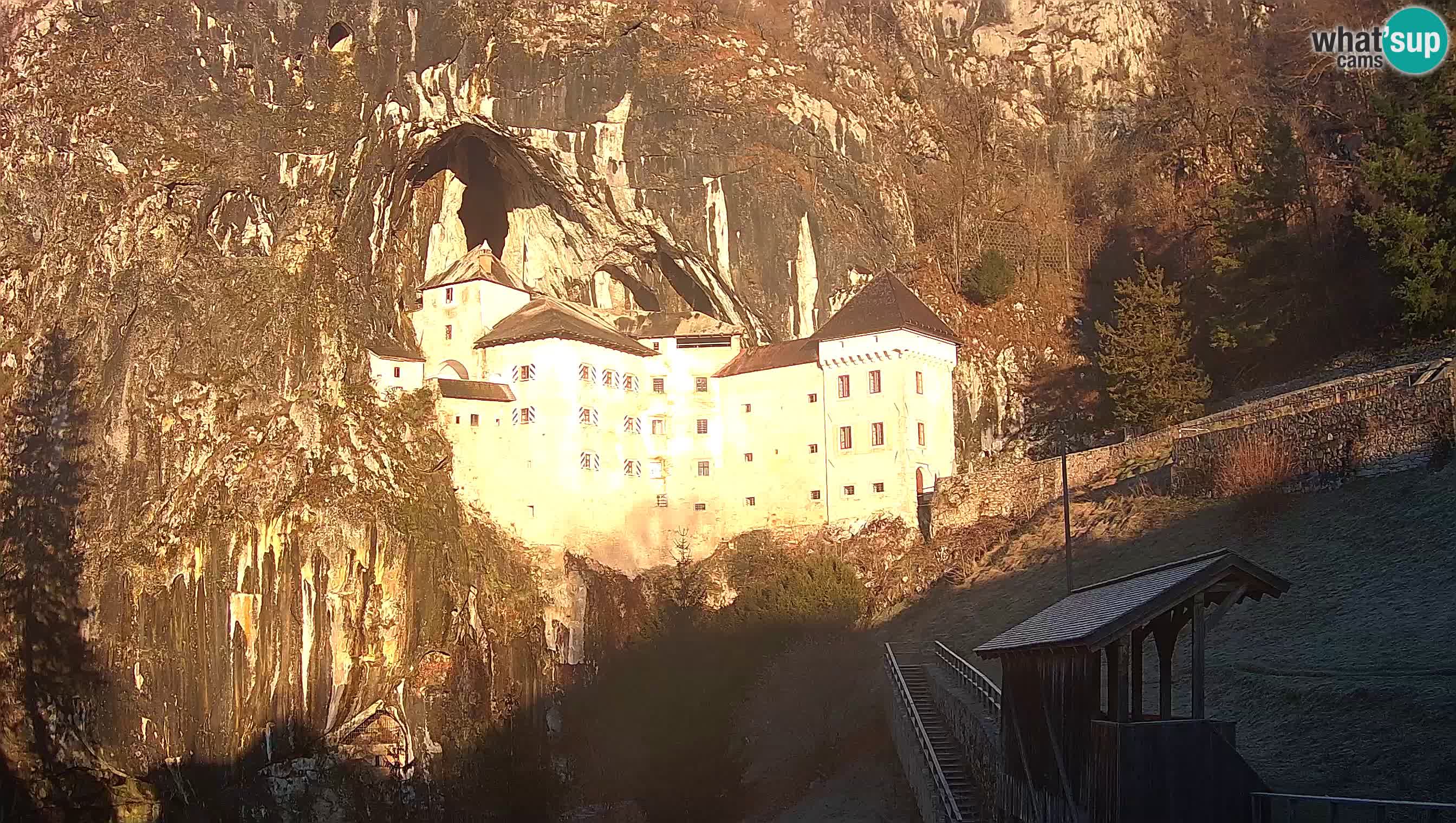 Camera en vivo Castillo de Predjama – Postojna – Eslovenia