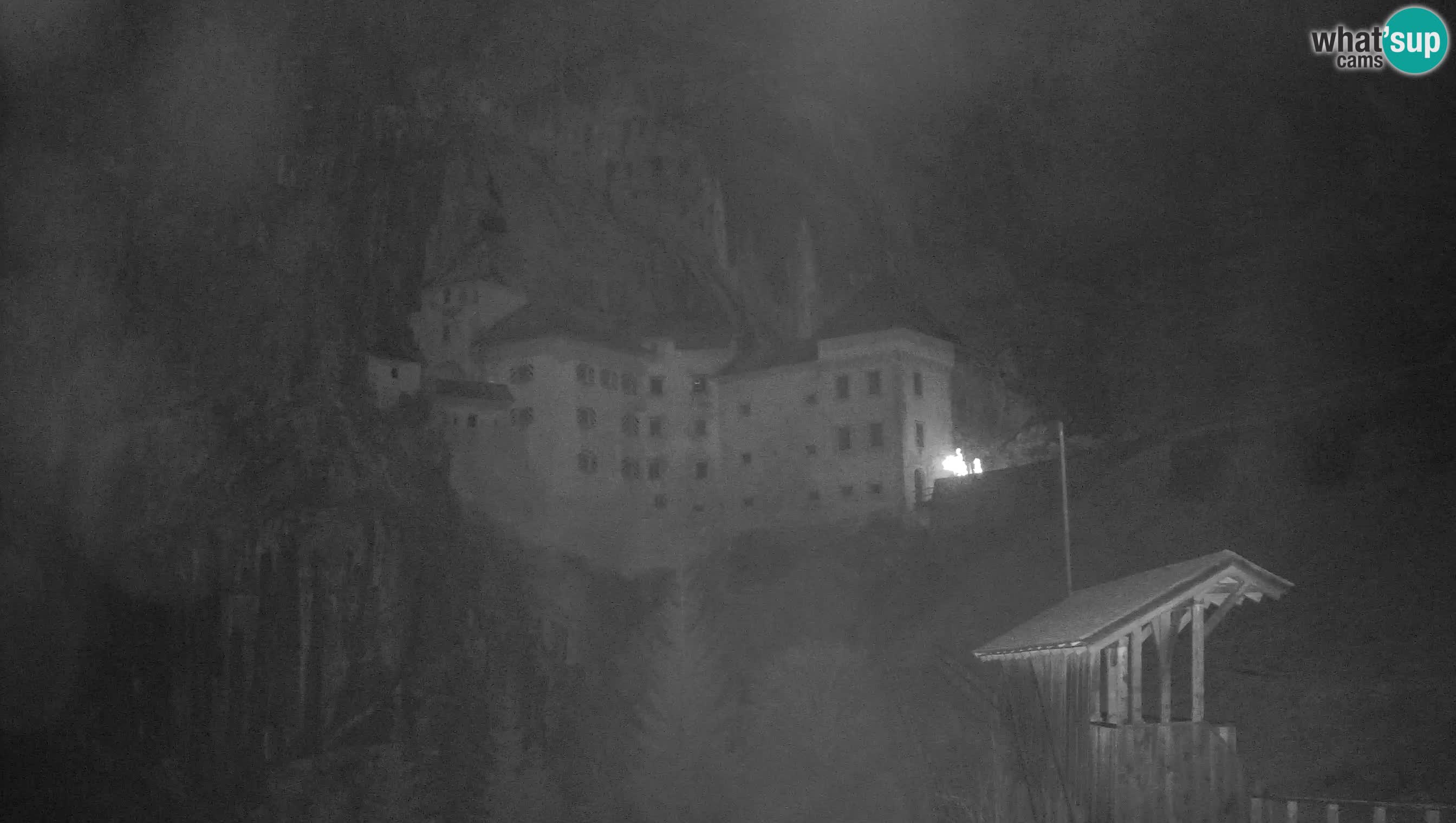 Live Webcam Höhlenburg Predjama – Postojna – Slowenien