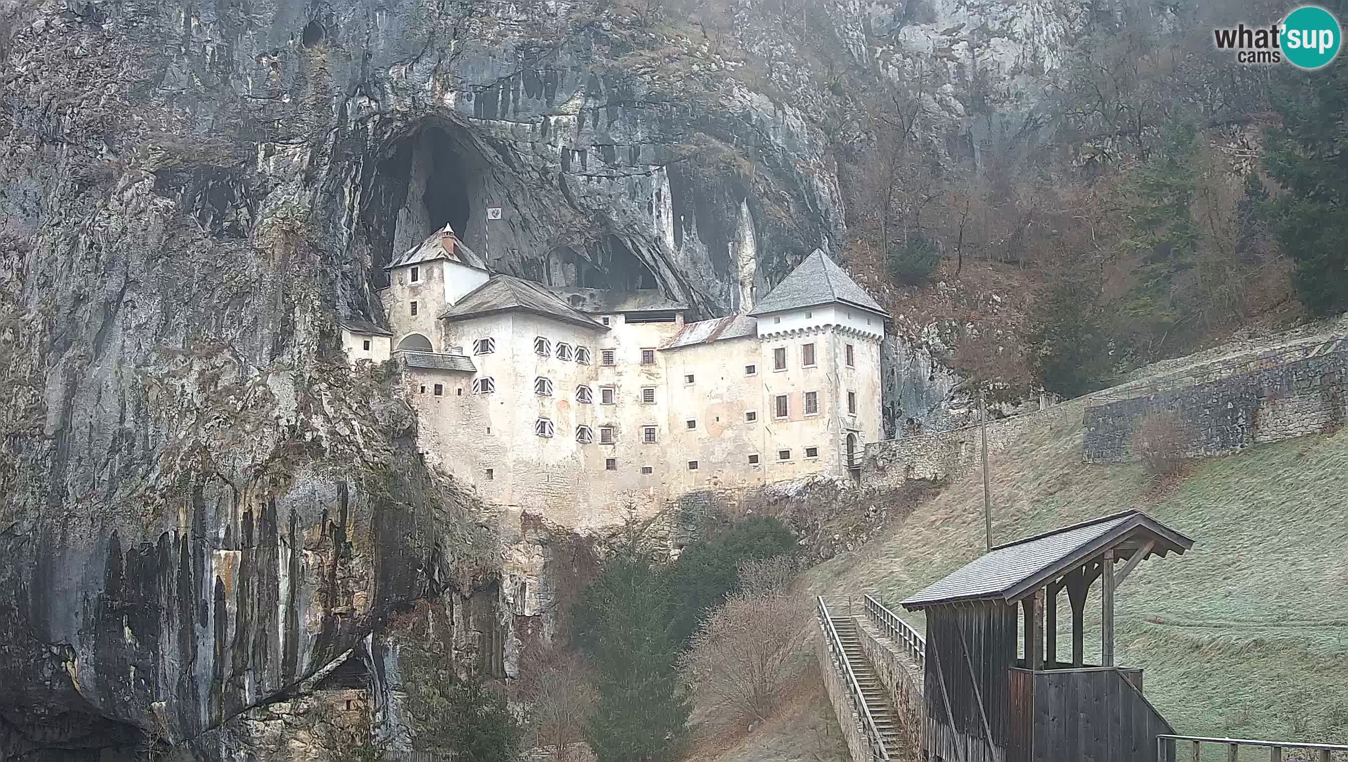 Camera en vivo Castillo de Predjama – Postojna – Eslovenia