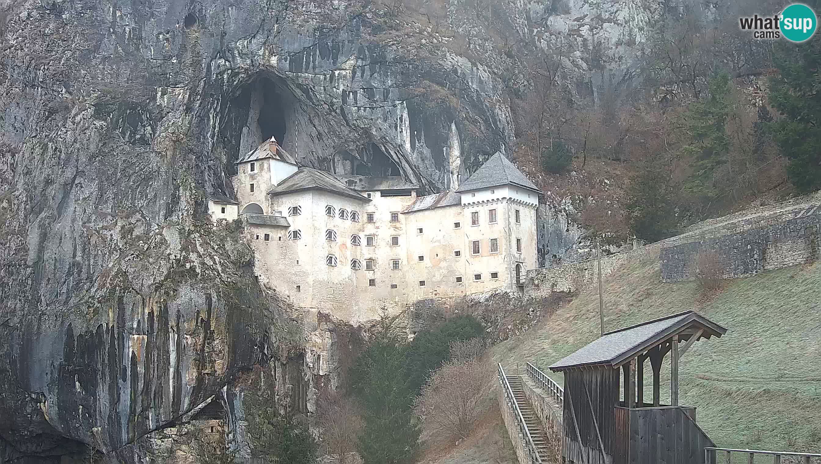 Live Webcam Predjamski grad – Predjama Castle – Postojna – Slovenia