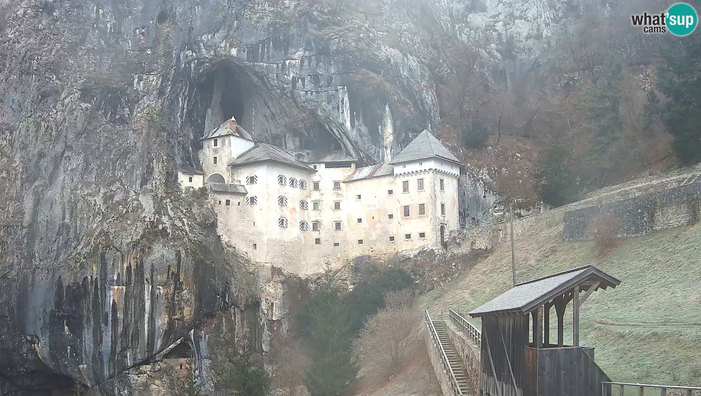 Live Webcam Predjamski grad – Predjama Castle – Postojna – Slovenia