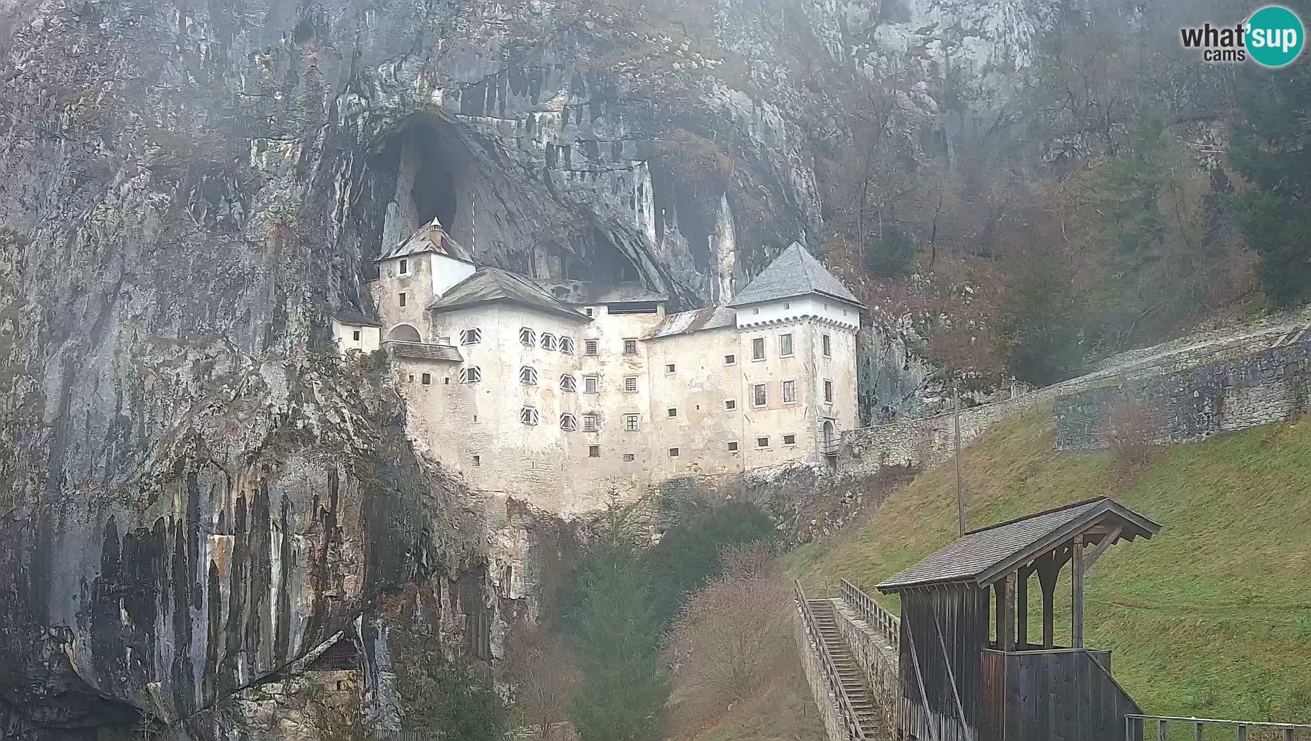 Höhlenburg Lueg