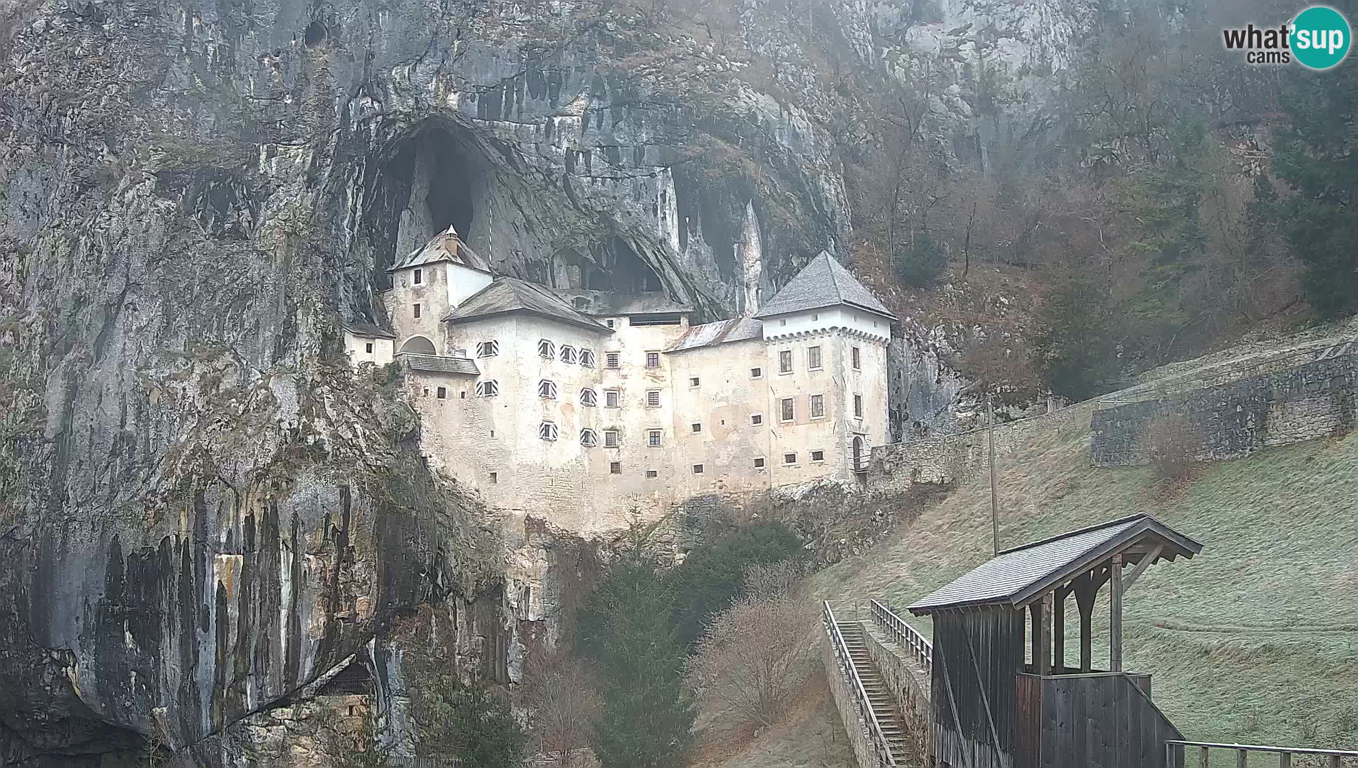 Live Webcam Castello di Predjama – Postumia – Slovenia