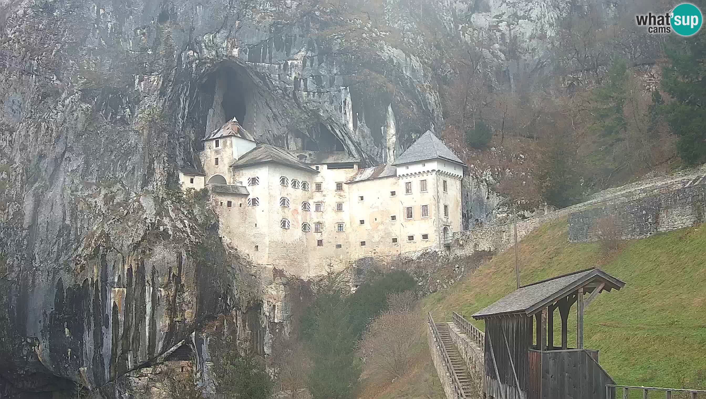 Live Webcam Castello di Predjama – Postumia – Slovenia