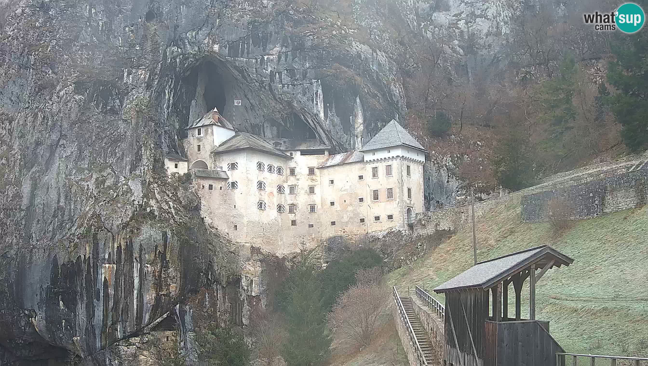 Camera en vivo Castillo de Predjama – Postojna – Eslovenia