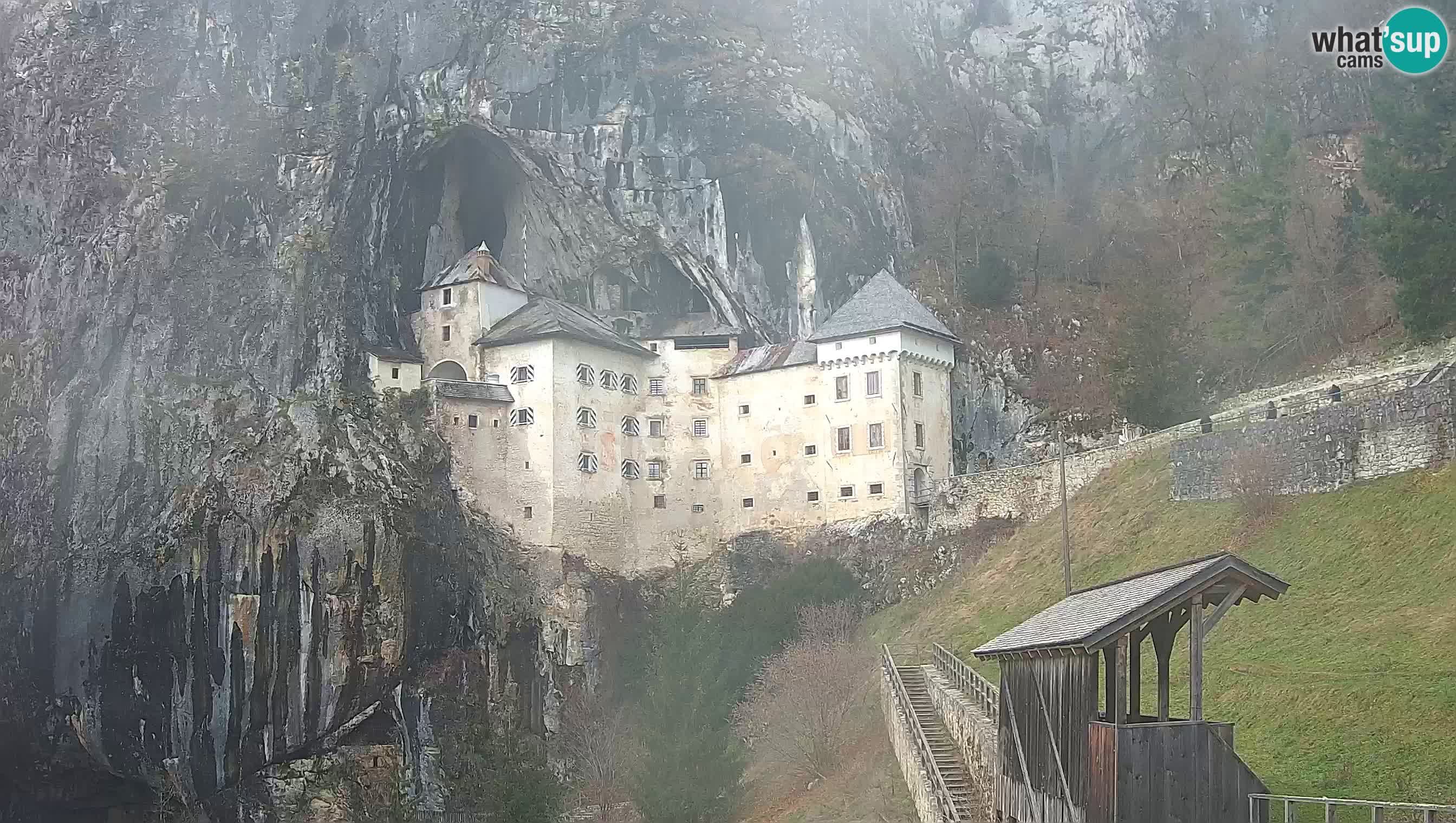 Camera en vivo Castillo de Predjama – Postojna – Eslovenia