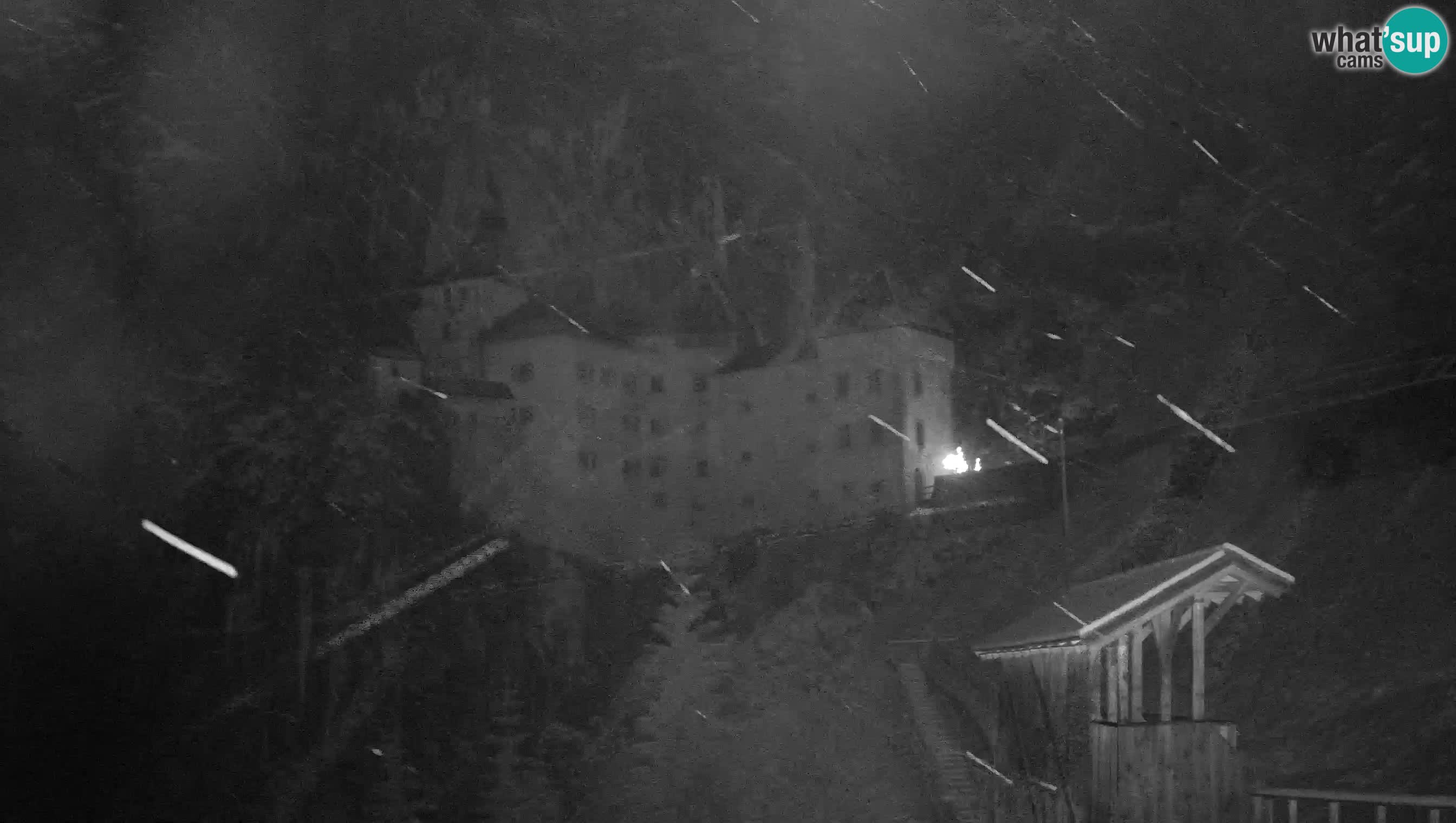 Live Webcam Grad Predjama – Château de Predjama – Postojna – Slovénie