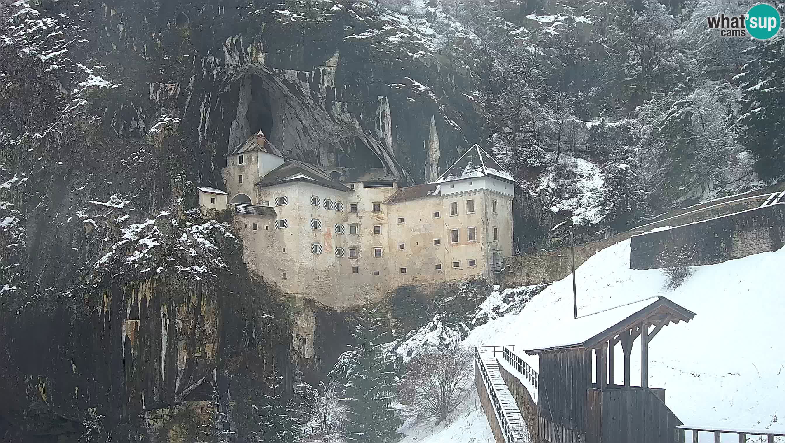 Live Webcam Castello di Predjama – Postumia – Slovenia