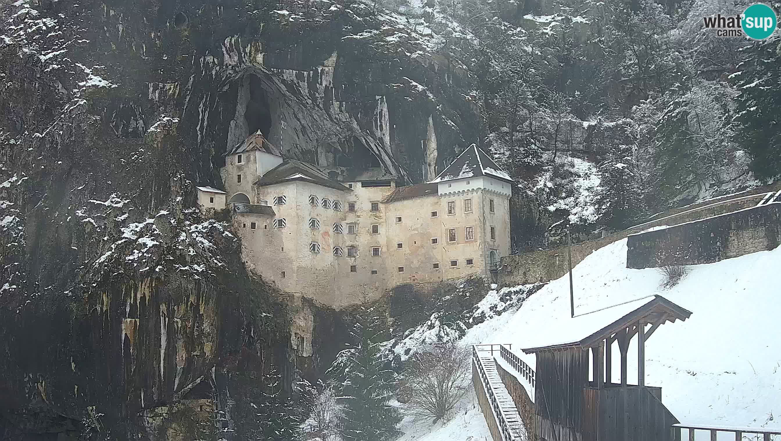 Live Webcam Castello di Predjama – Postumia – Slovenia