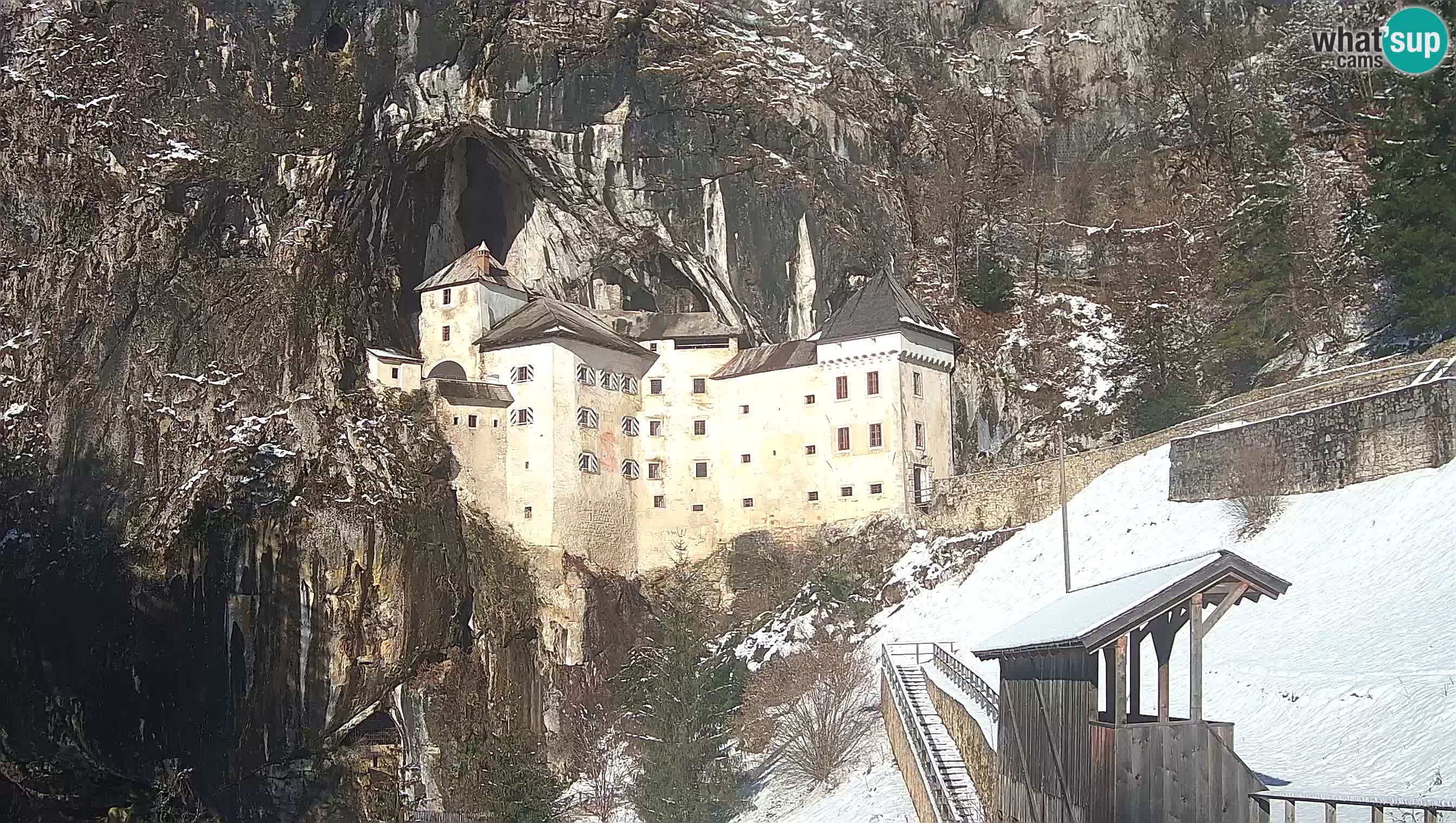 Predjama Castle