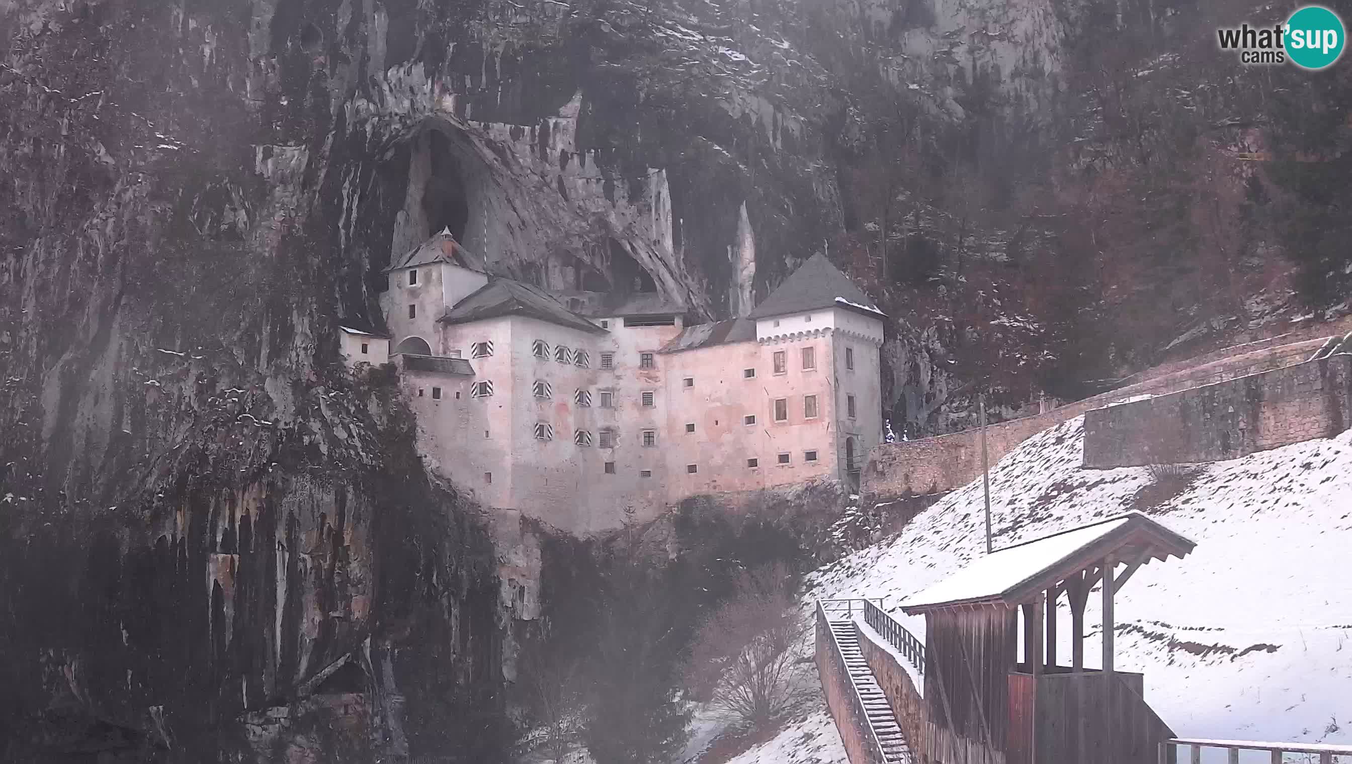 Live Webcam Predjamski grad – Predjama Castle – Postojna – Slovenia