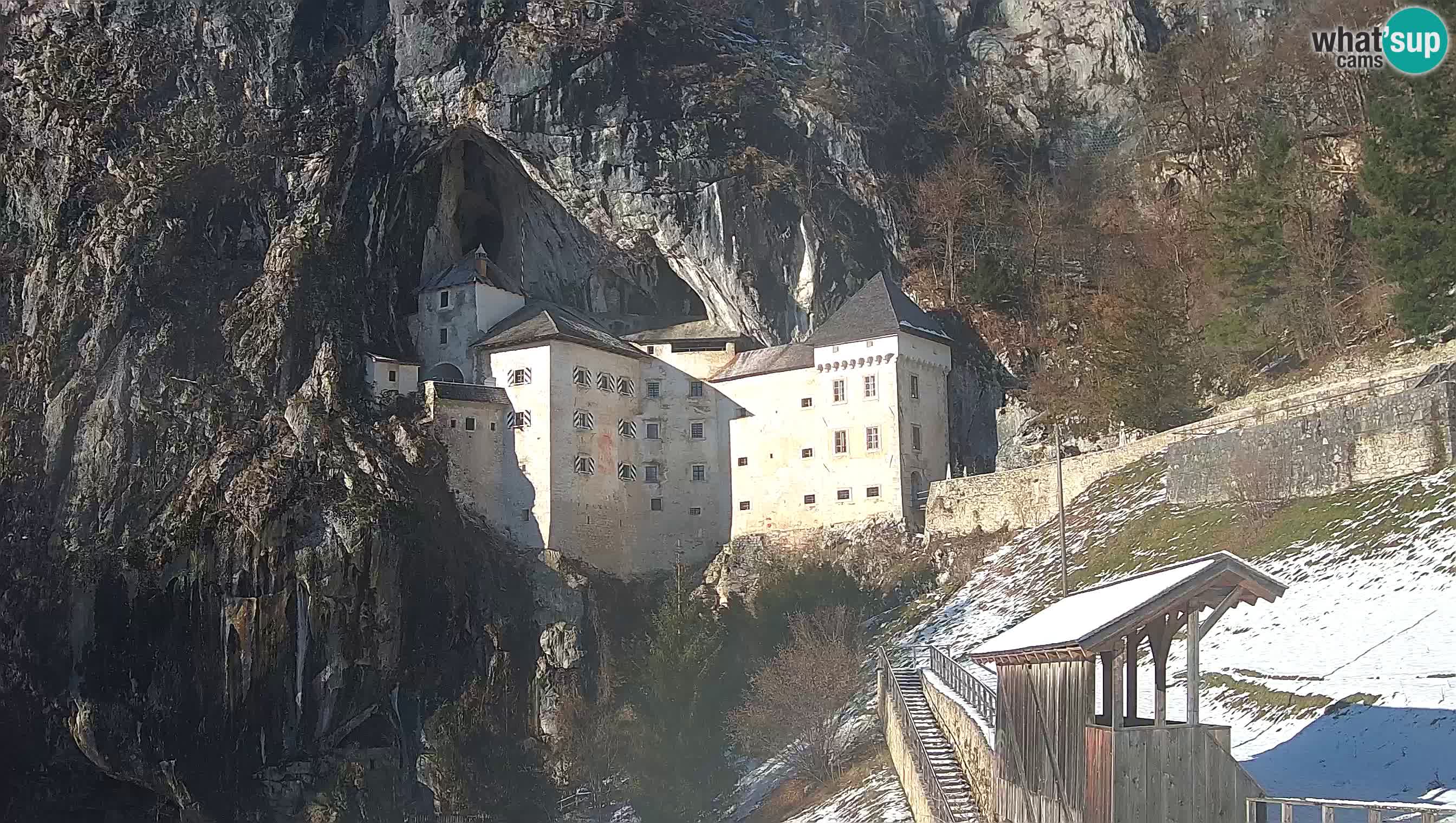 Live Webcam Castello di Predjama – Postumia – Slovenia