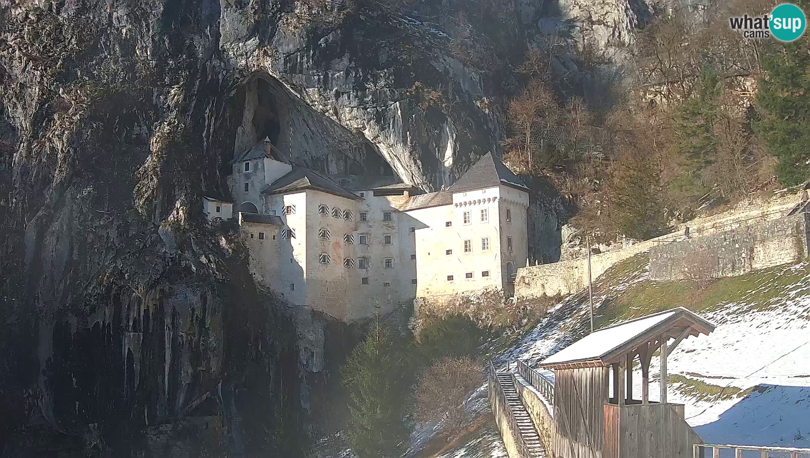 Live Webcam Predjamski grad – Predjama Castle – Postojna – Slovenia