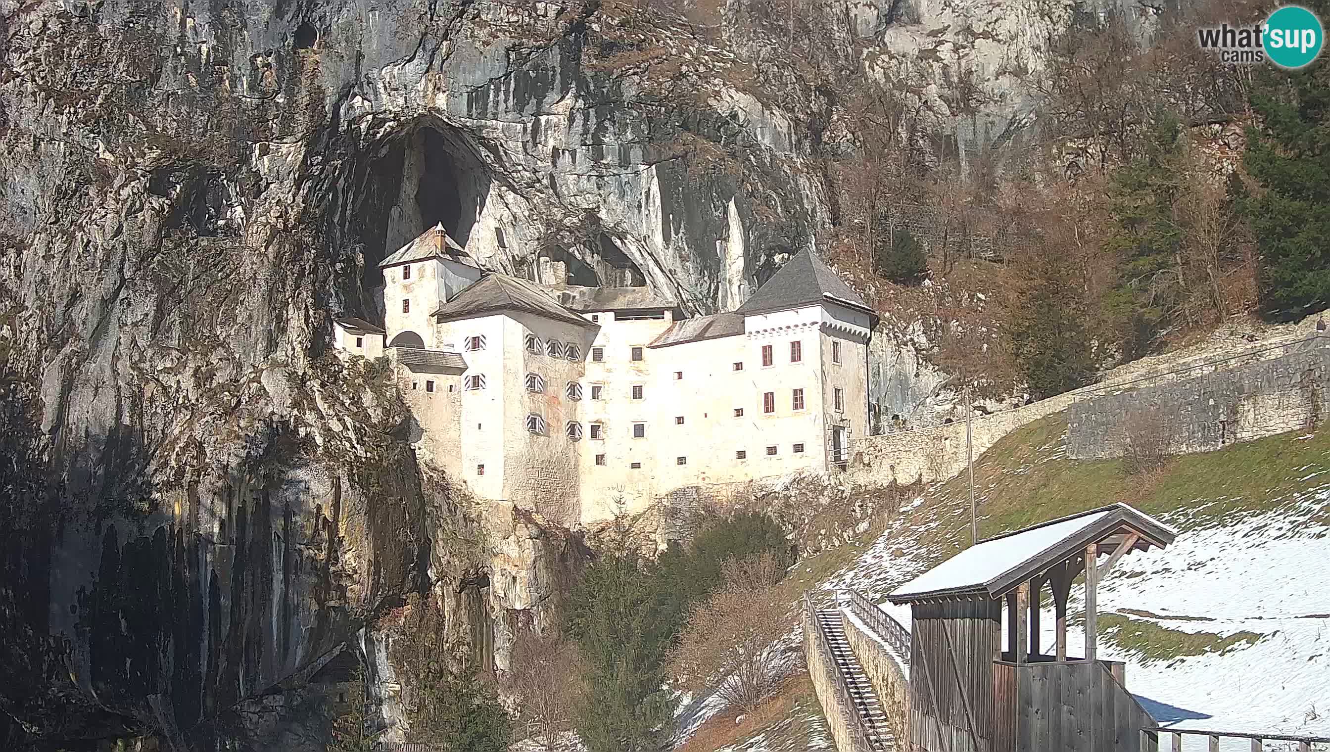 Predjama Castle