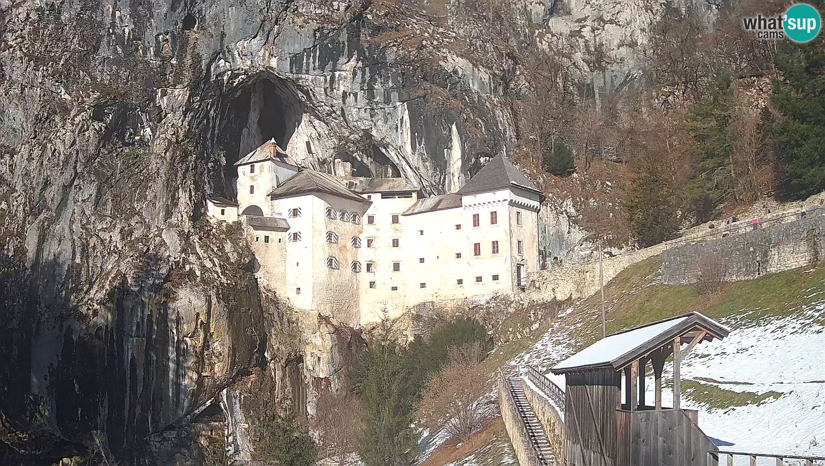 Live Webcam Predjamski grad – Predjama Castle – Postojna – Slovenia